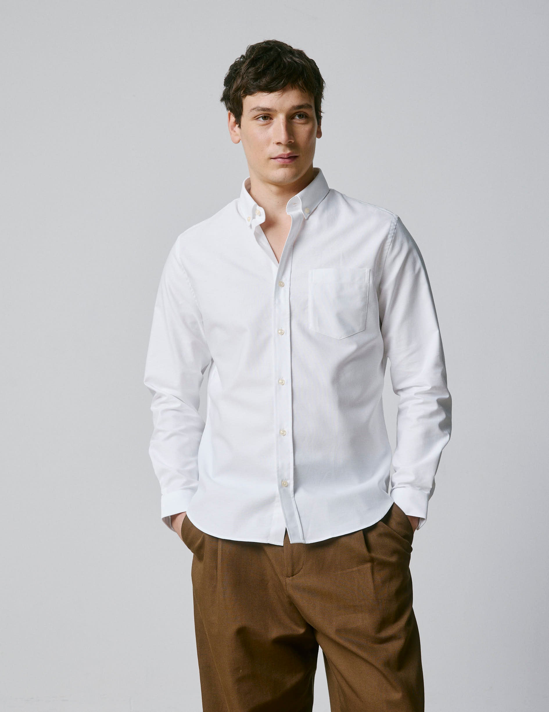 Semi-fitted white shirt - Oxford - American Collar