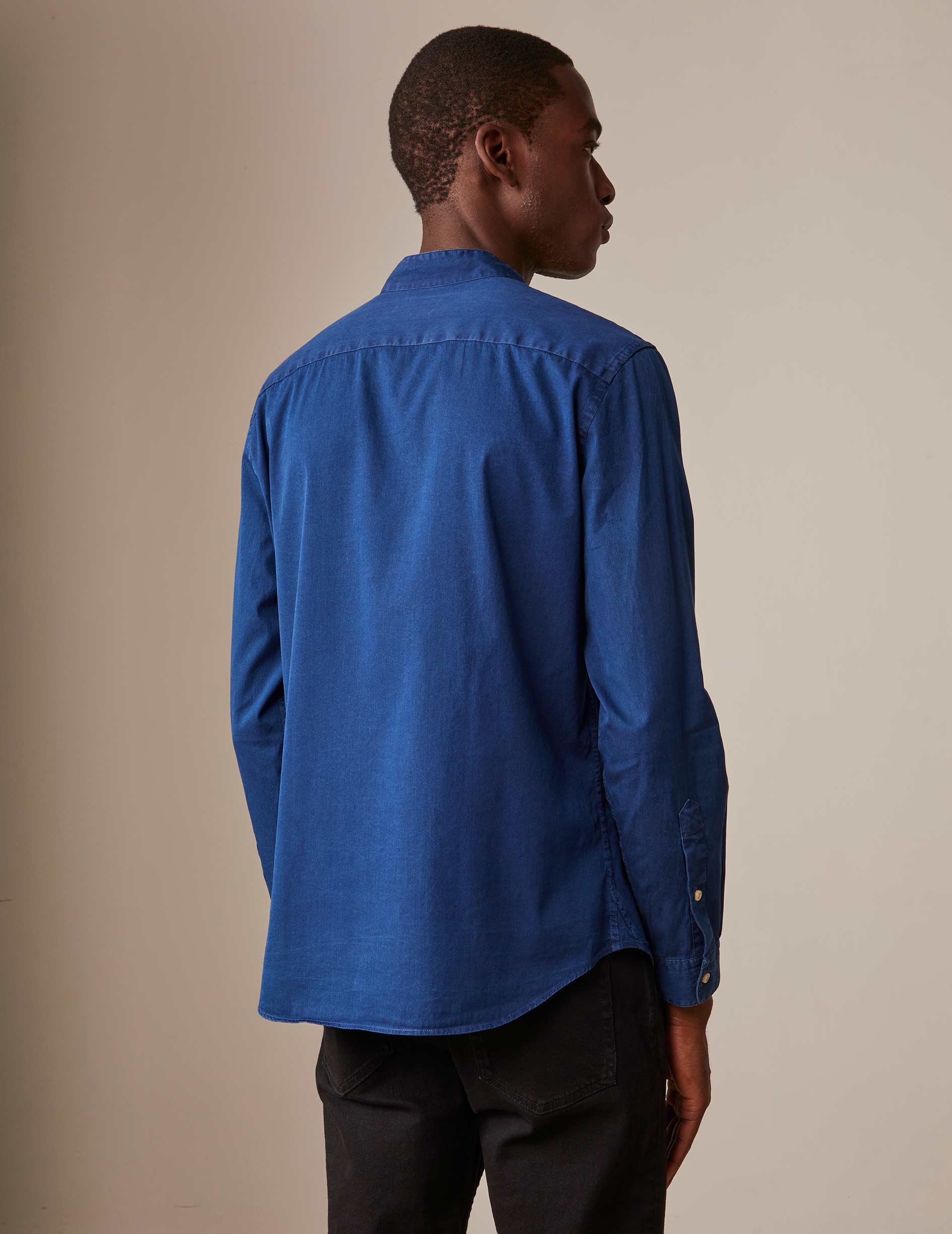 Chemise Carl en denim bleu marine - Twill - Col Droit ouvert