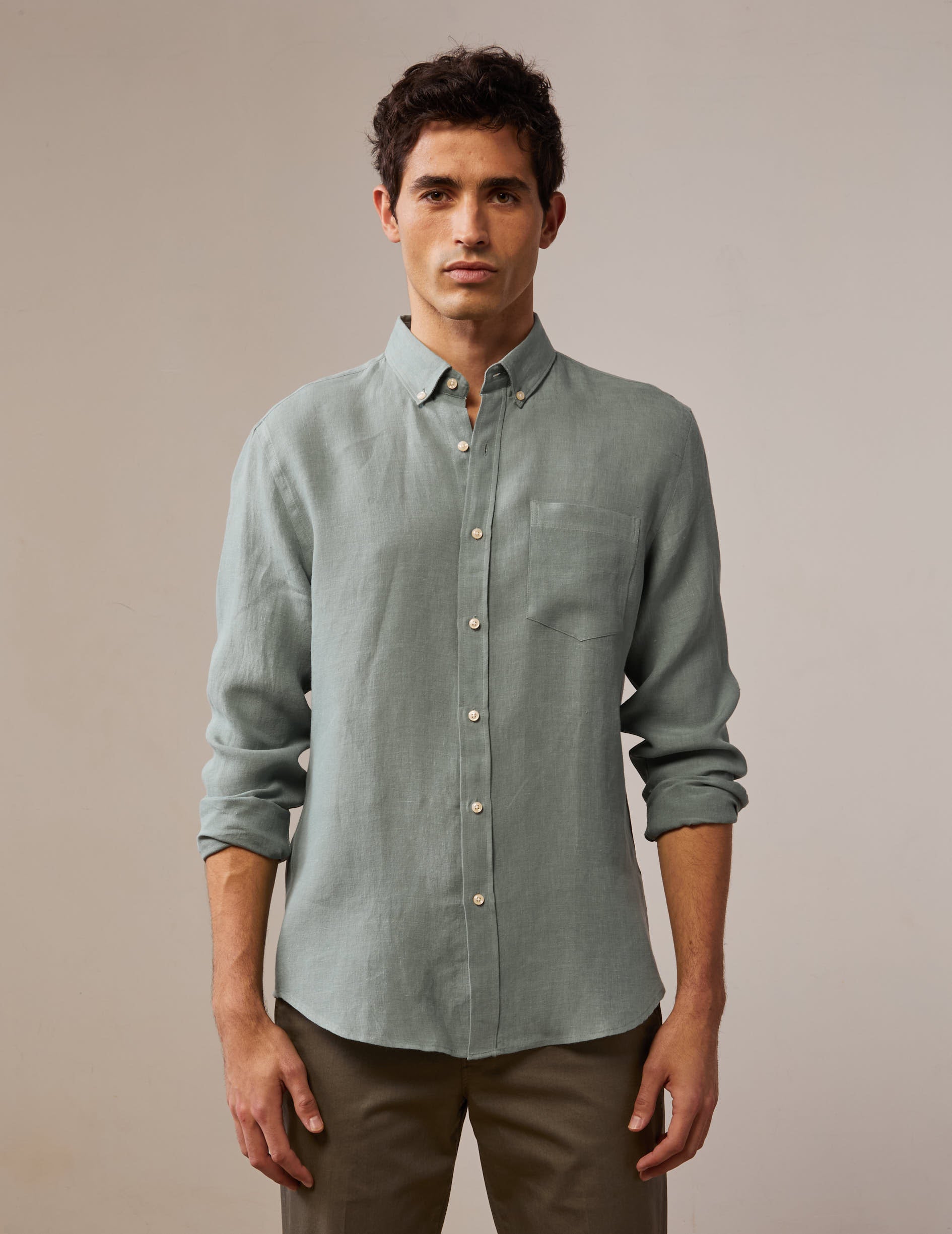 Gabriel shirt in sage linen - Linen - American Collar