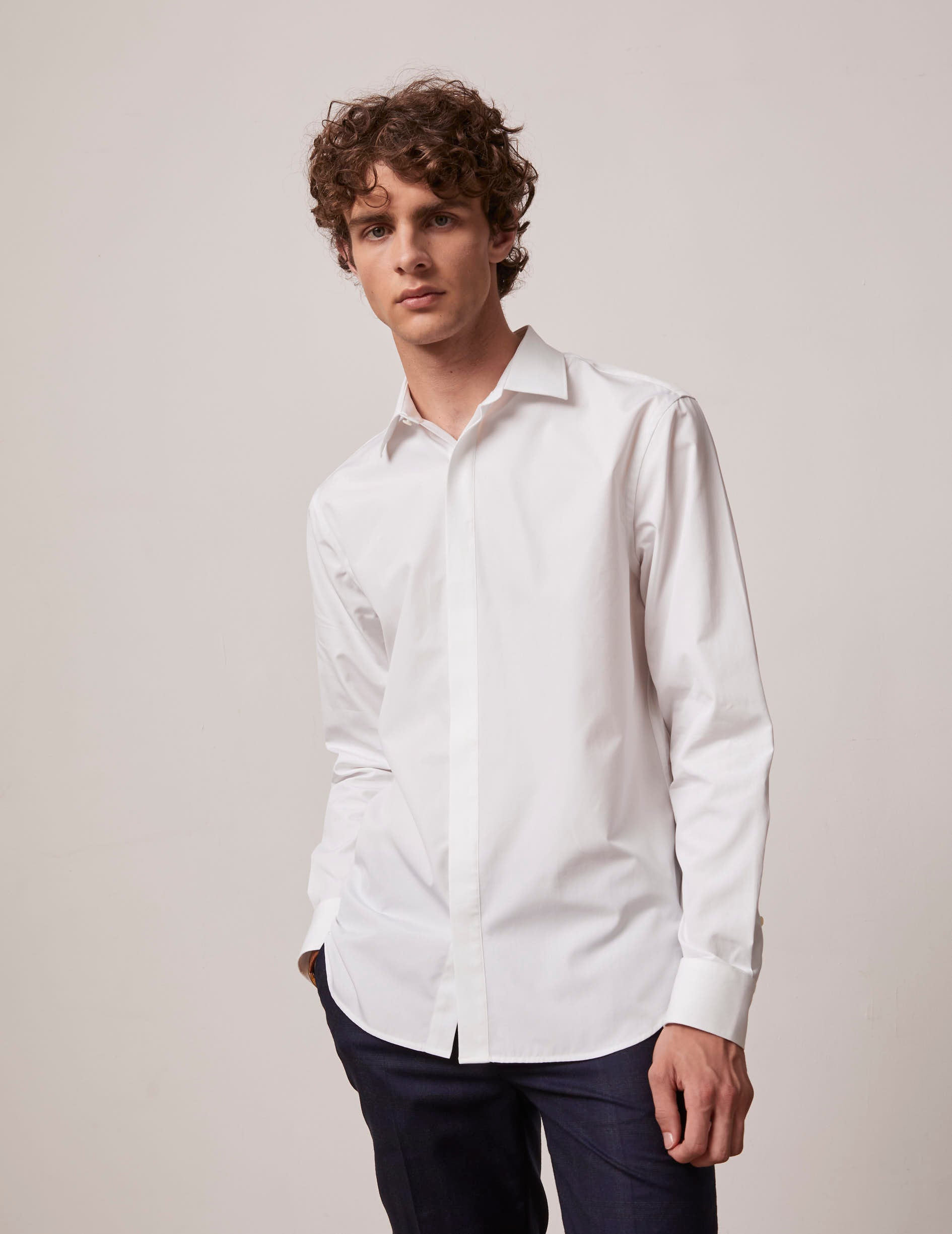 semi-fitted White hidden buttons placket shirt - Poplin - Figaret Collar