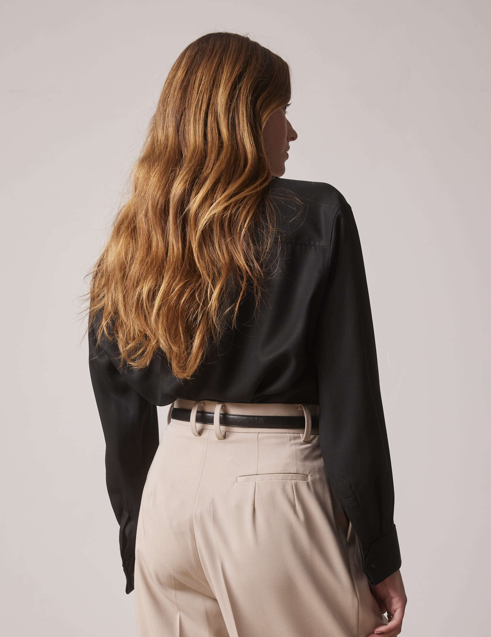 Black Hannah shirt - Lyocell - Shirt Collar - Musketeers Cuffs