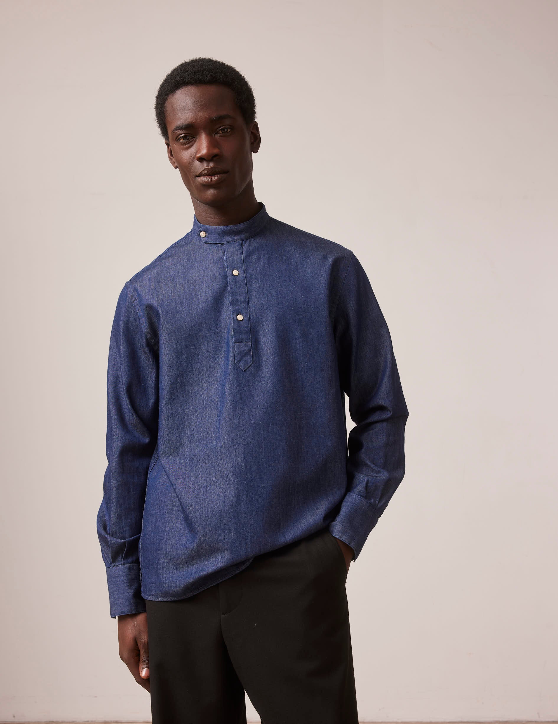 Arthur unisex popover shirt in navy denim - Denim - Officer in deported point Collar