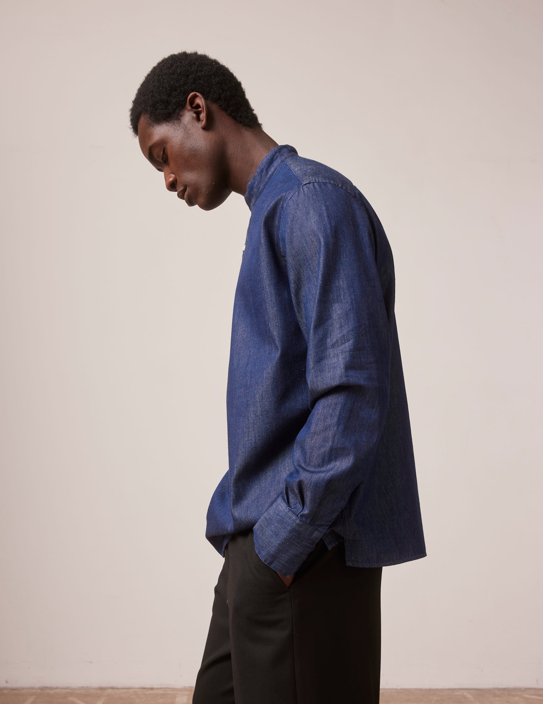 Arthur unisex popover shirt in navy denim - Denim - Officer in deported point Collar