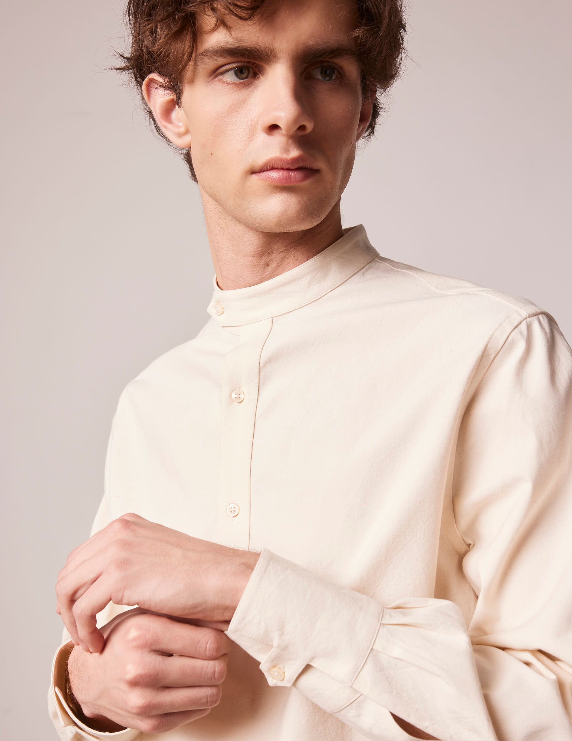 Arthur unisex popover shirt ecru - Coton canvas - Officer in deported point Collar