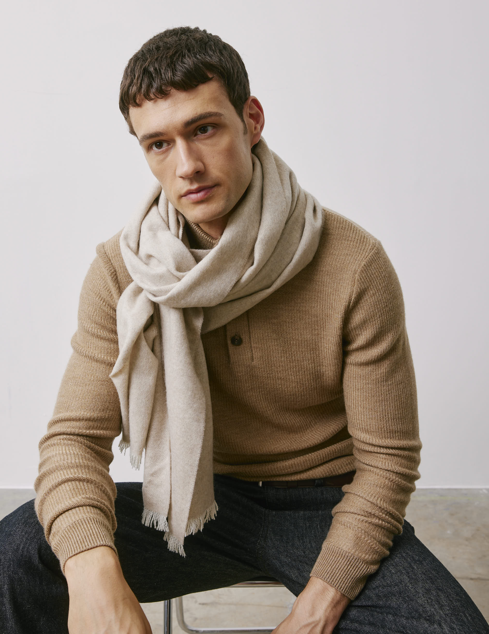 Beige wool twill scarf
