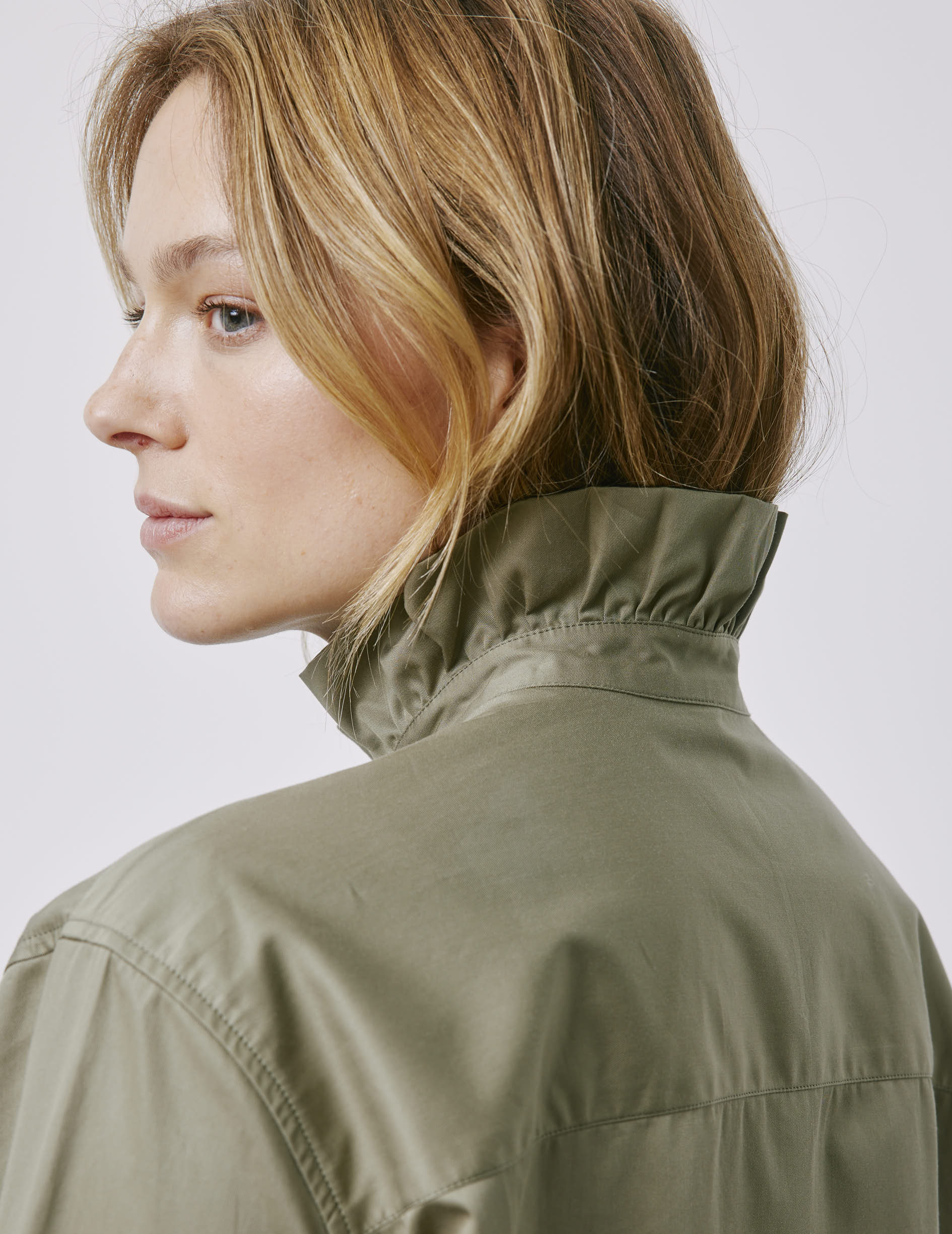 Chemise Laurine gorge cachée kaki - Twill - Col Victorien
