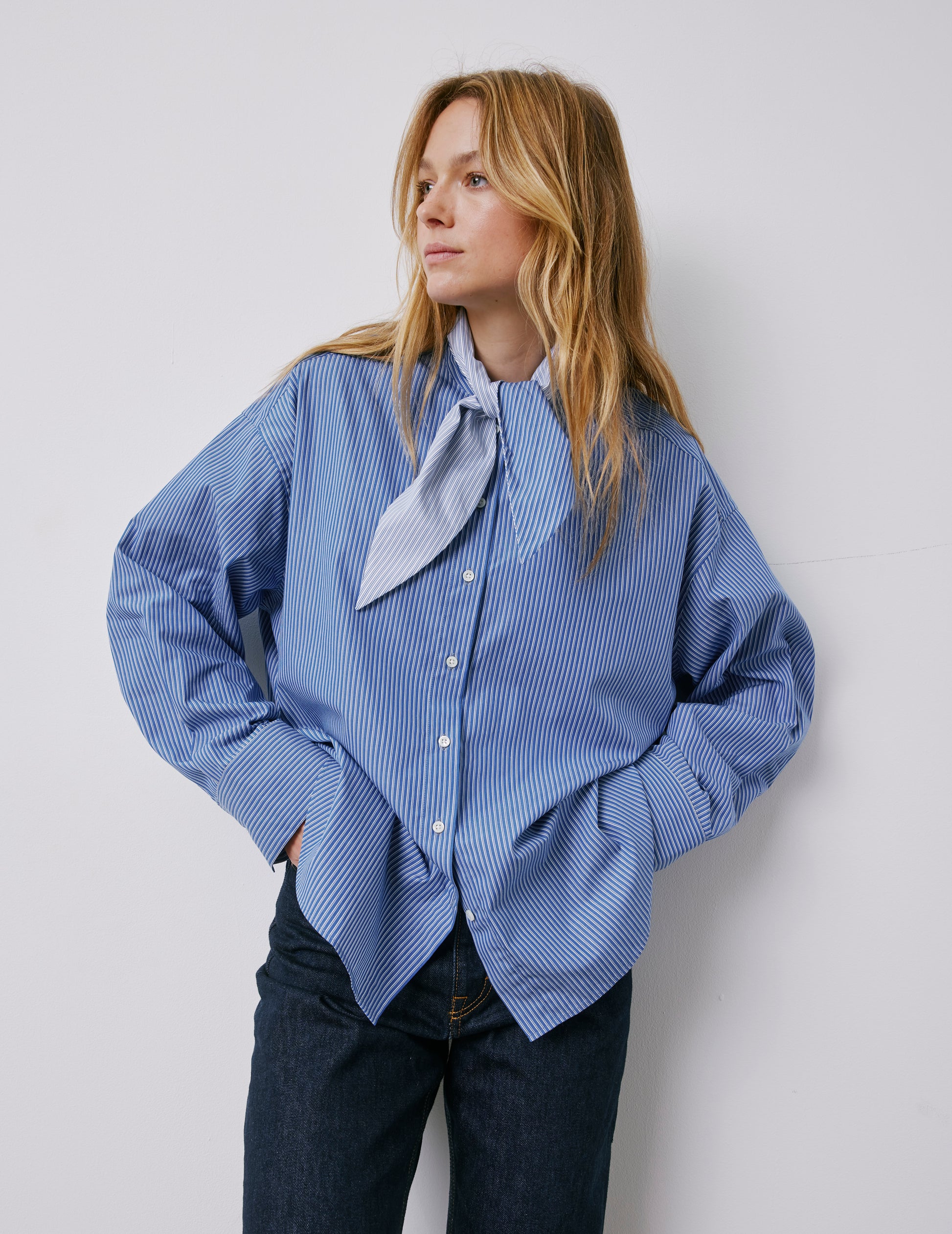 Chemise Margaux rayée bleue - Popeline - Col Lavalière