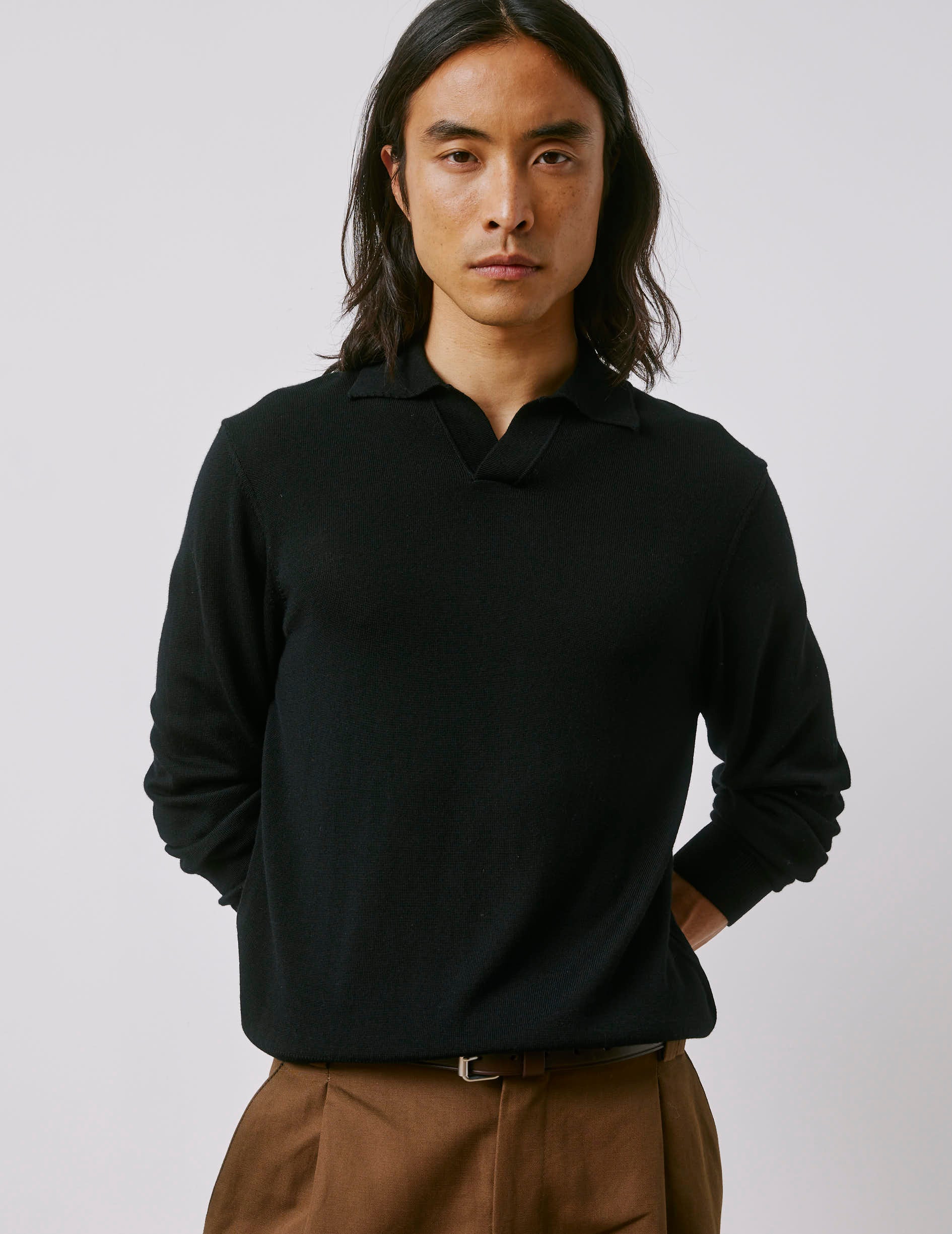 Pull Ilian en laine mérinos noire