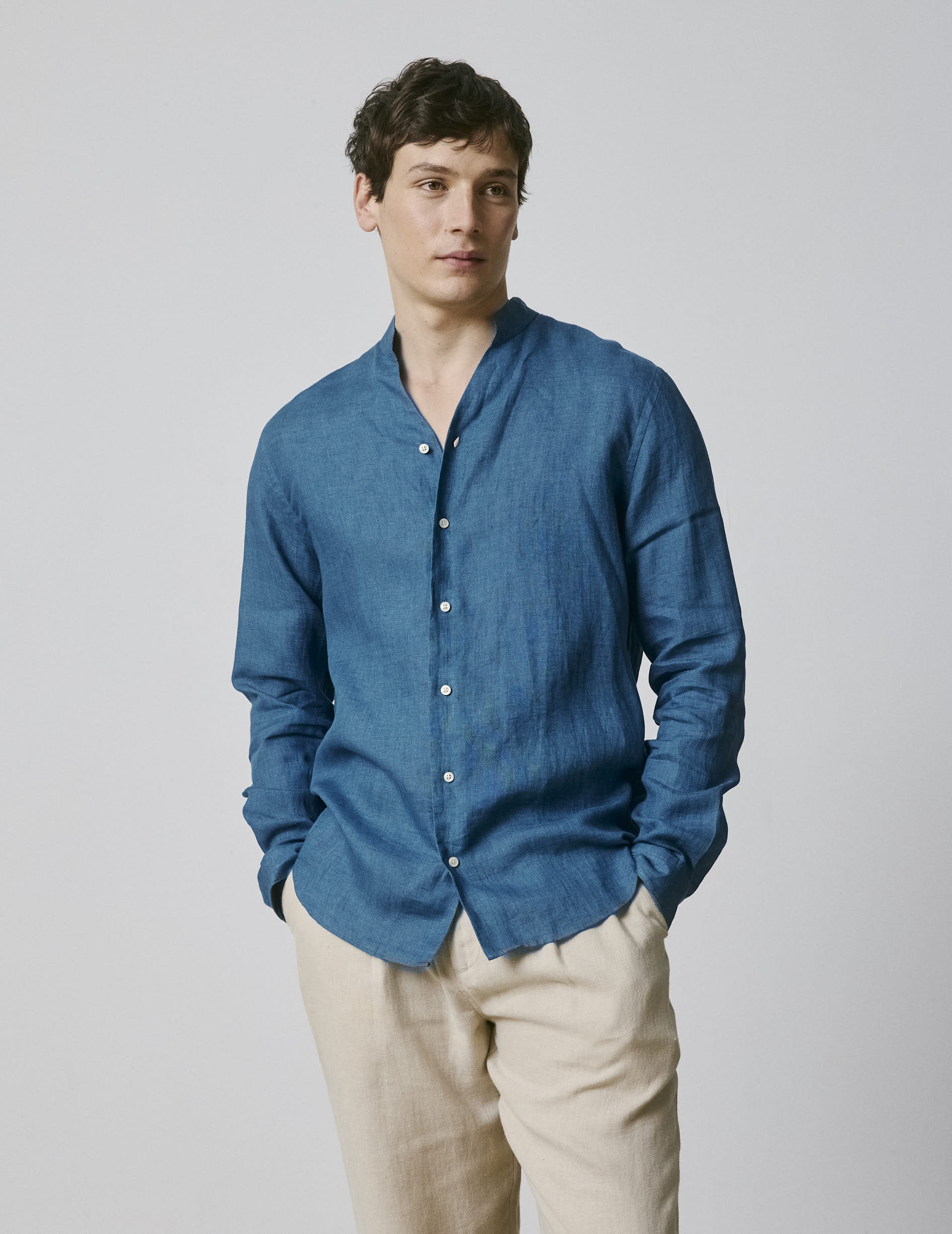 Chemise Carl en lin bleu - Lin - Col droit ouvert