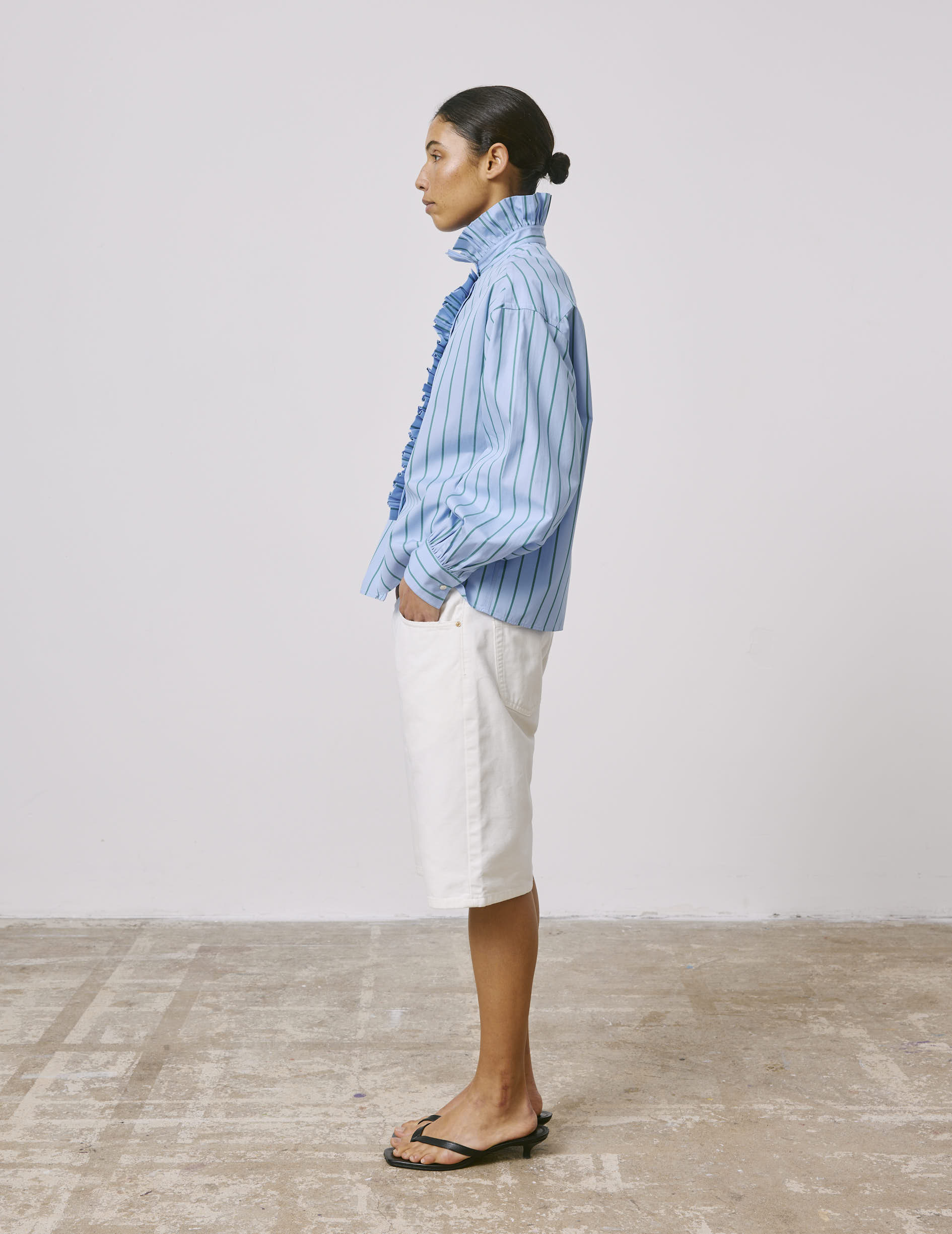 Striped blue Greta shirt - Poplin - Victorian Collar