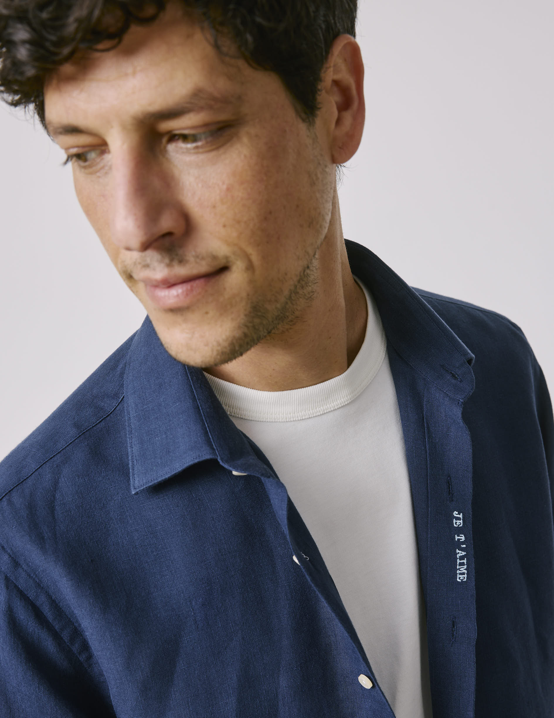 Chemise mixte "Je t'aime" en lin bleu marine - Lin - Col Figaret