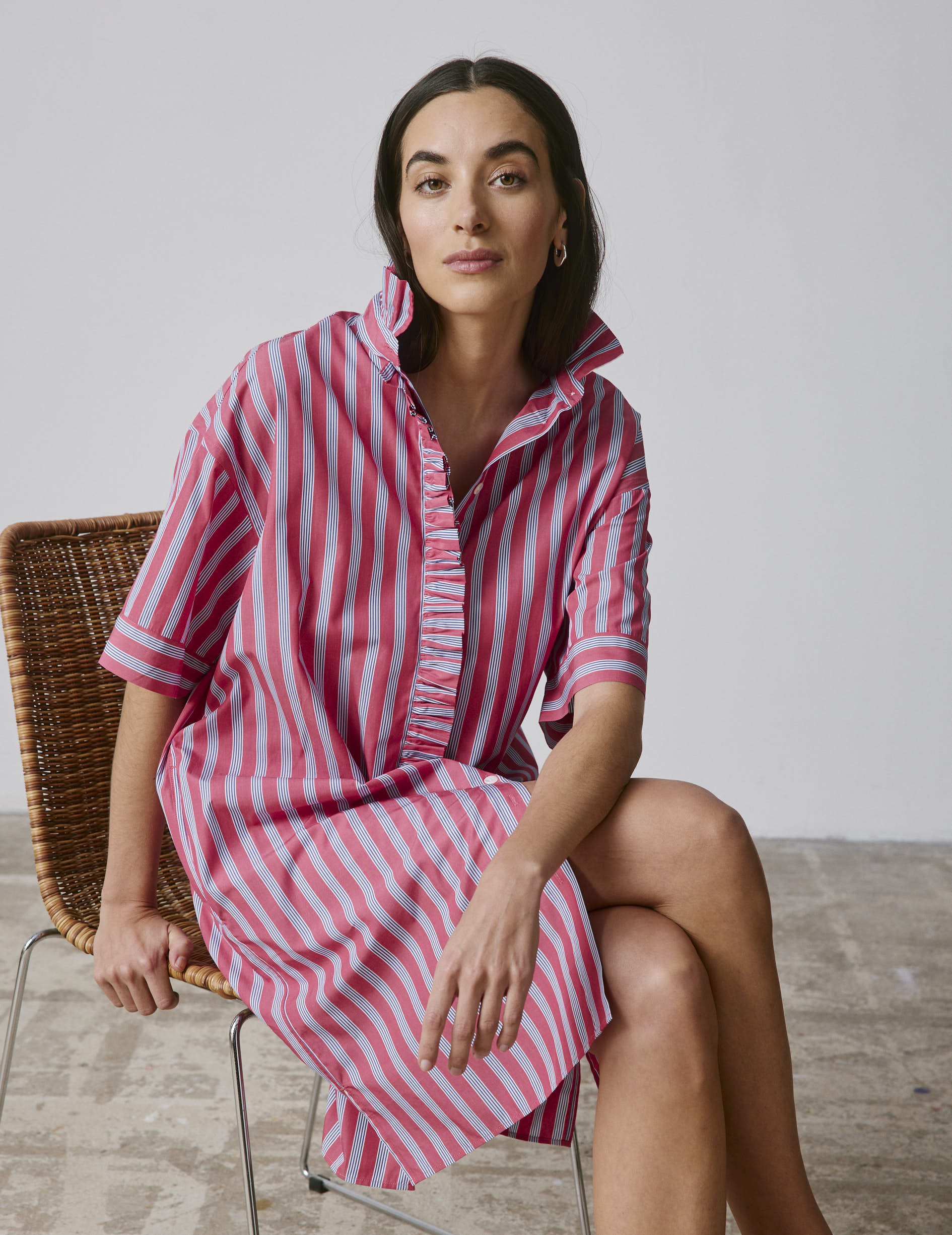Nivine dress in striped dark pink poplin