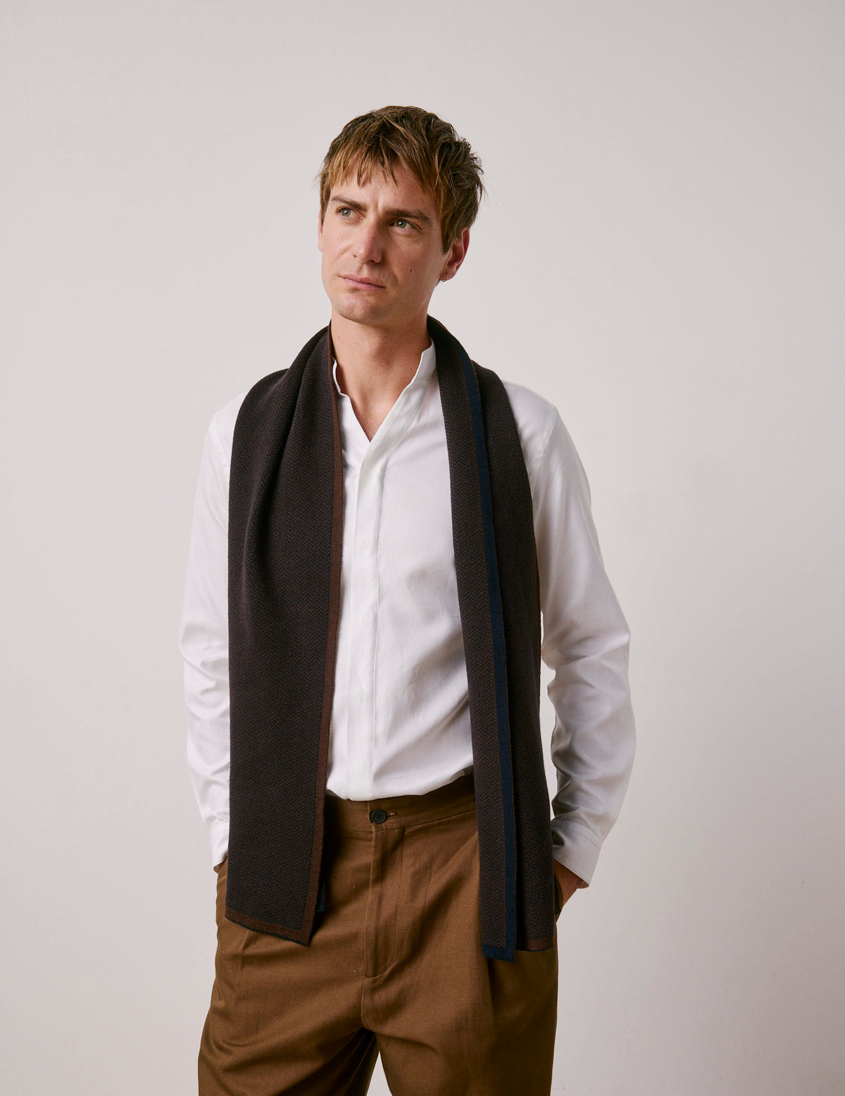 Brown wool scarf