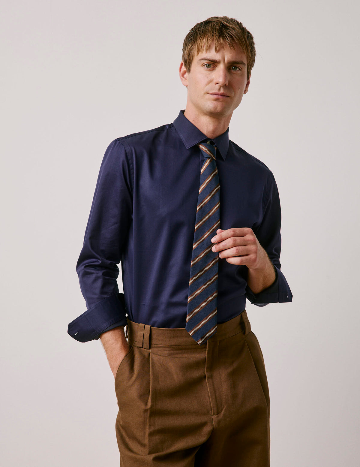 Chemise semi-ajustée Prestige bleu marine - Satin - Col Figaret
