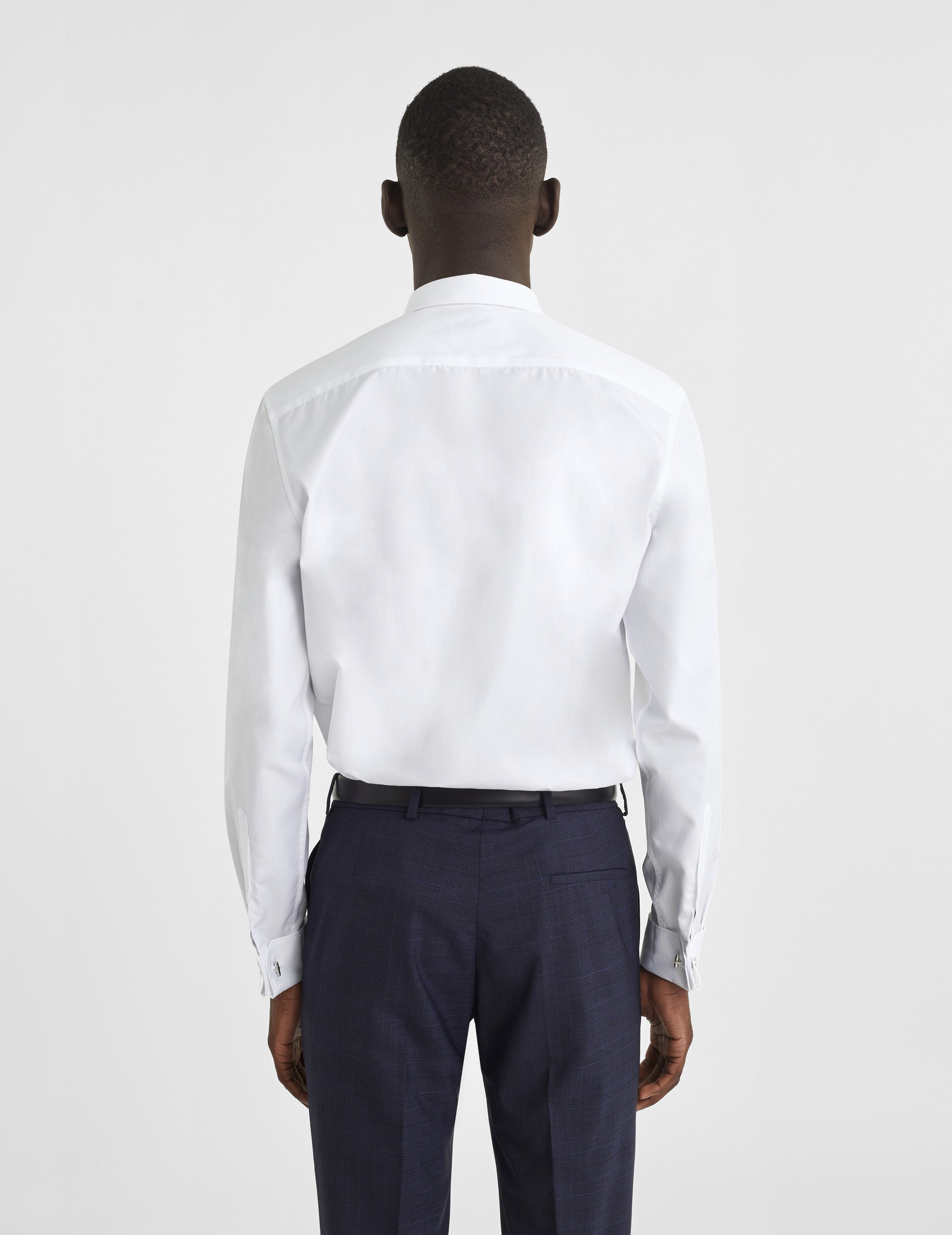 Chemise Semi-ajustée gorge cachée blanche - Popeline - Col Figaret - Poignets Mousquetaires