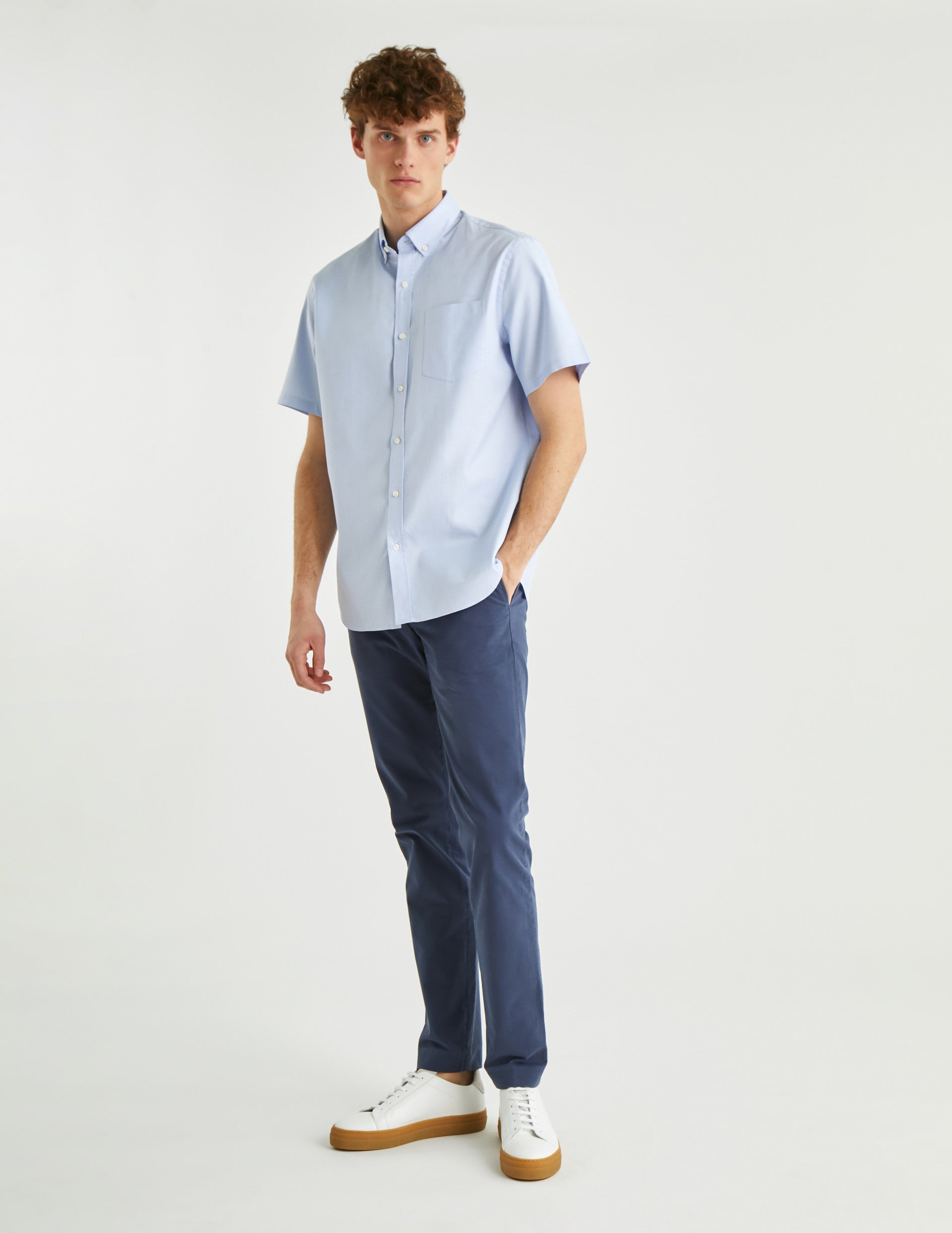 Chemise Classique manches courtes bleue - Façonné - Col Américain