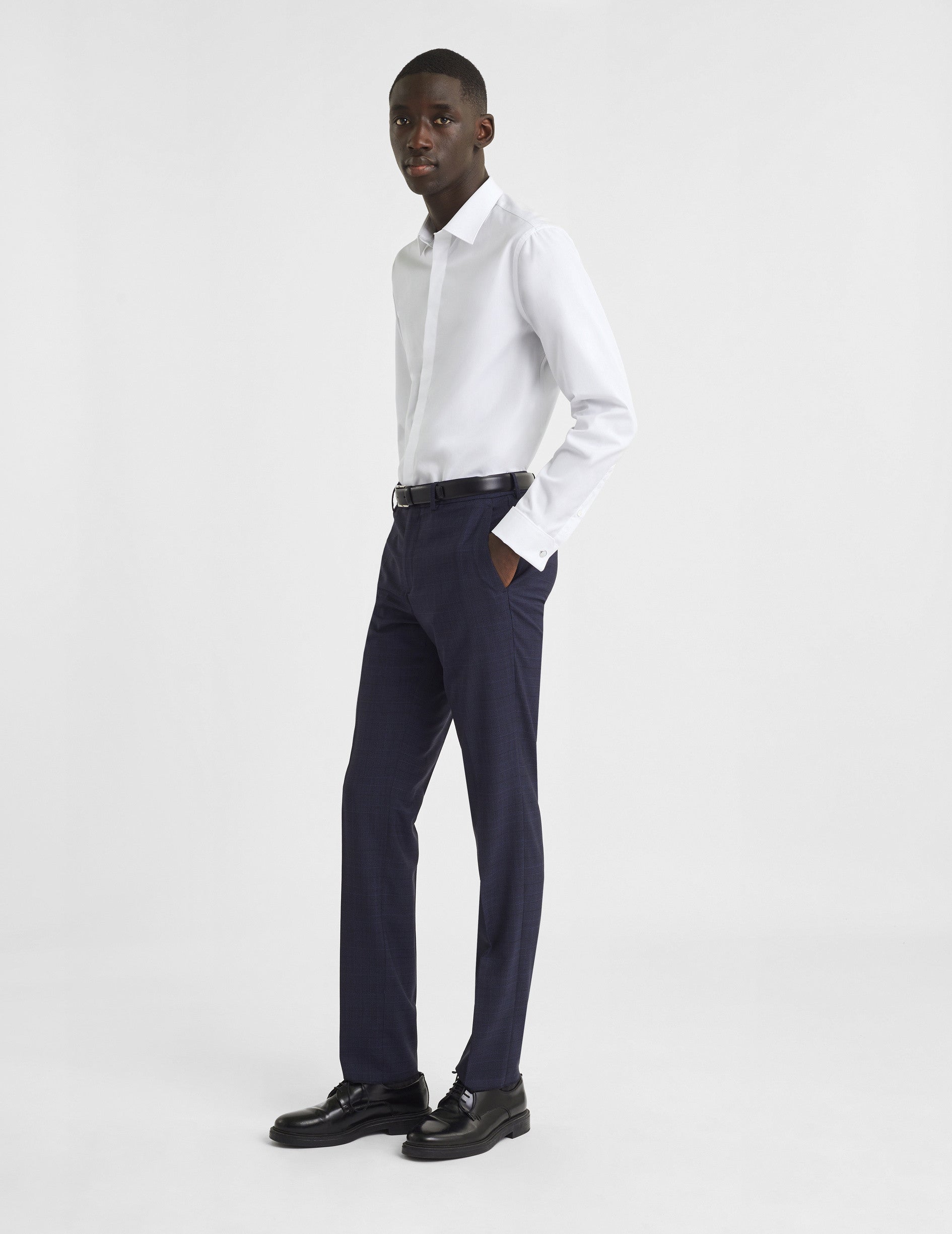 Chemise Semi-ajustée gorge cachée blanche - Popeline - Col Figaret - Poignets Mousquetaires