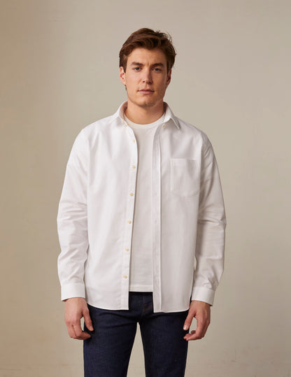 Semi-fitted white shirt