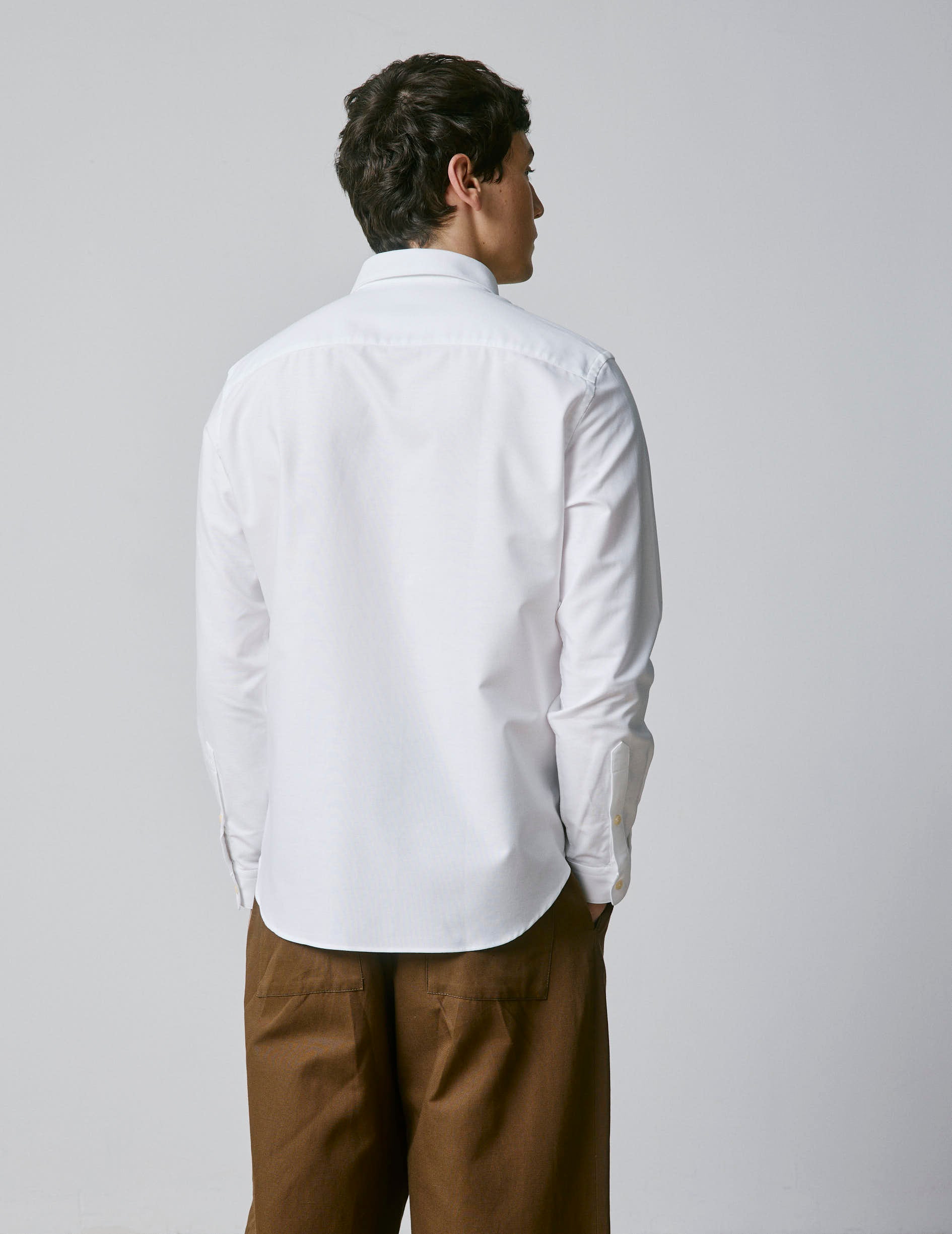 Semi-fitted white shirt - Oxford - American Collar