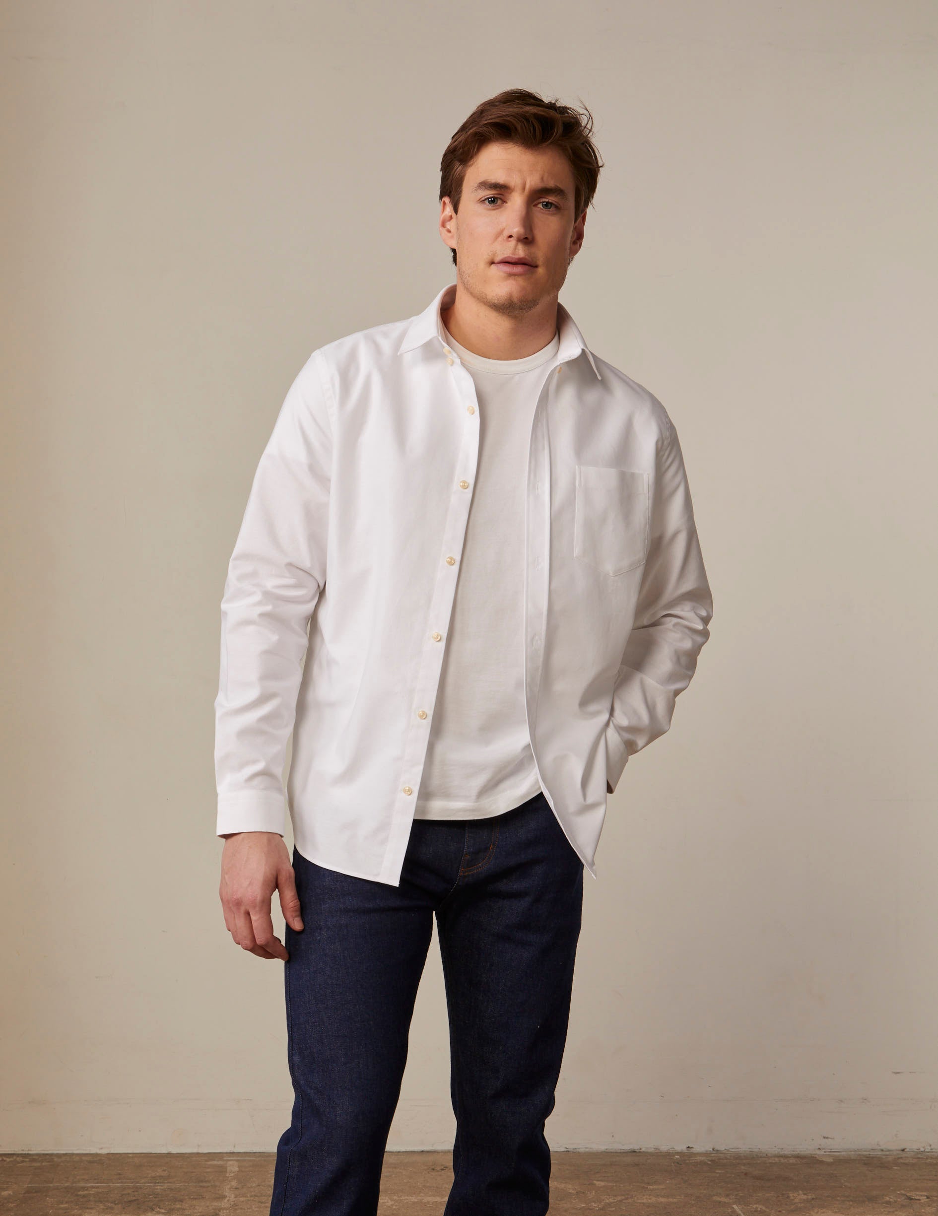Semi-fitted white shirt - Oxford - American Collar