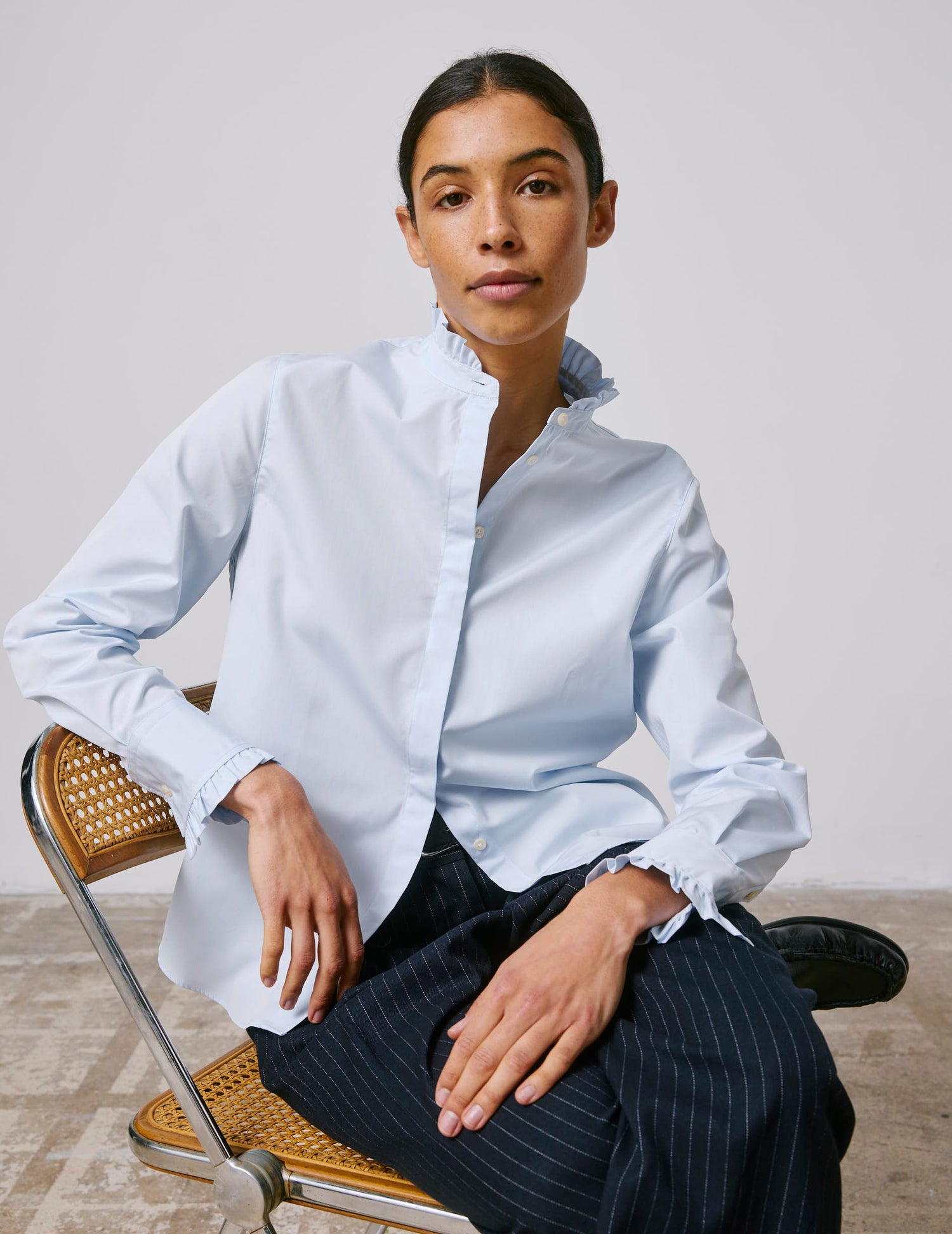 Chemise Louison gorge cachée bleue - Popeline - Col Victorien#2