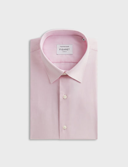 Semi-fitted pink shirt