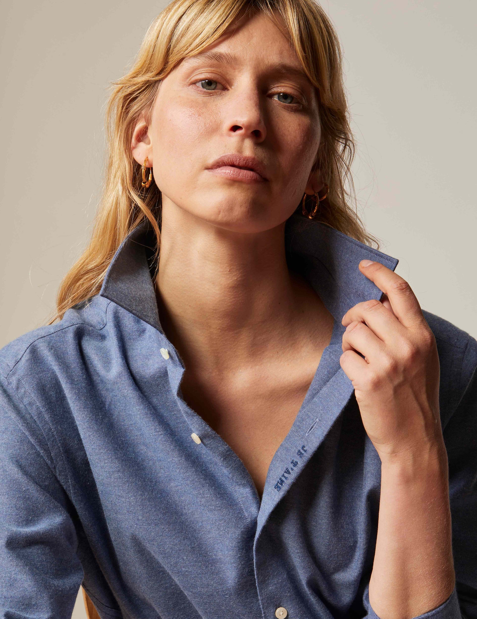 Blue cotton and cashmere "Je t'aime" shirt with navy embroidery - Flannel - Figaret Collar