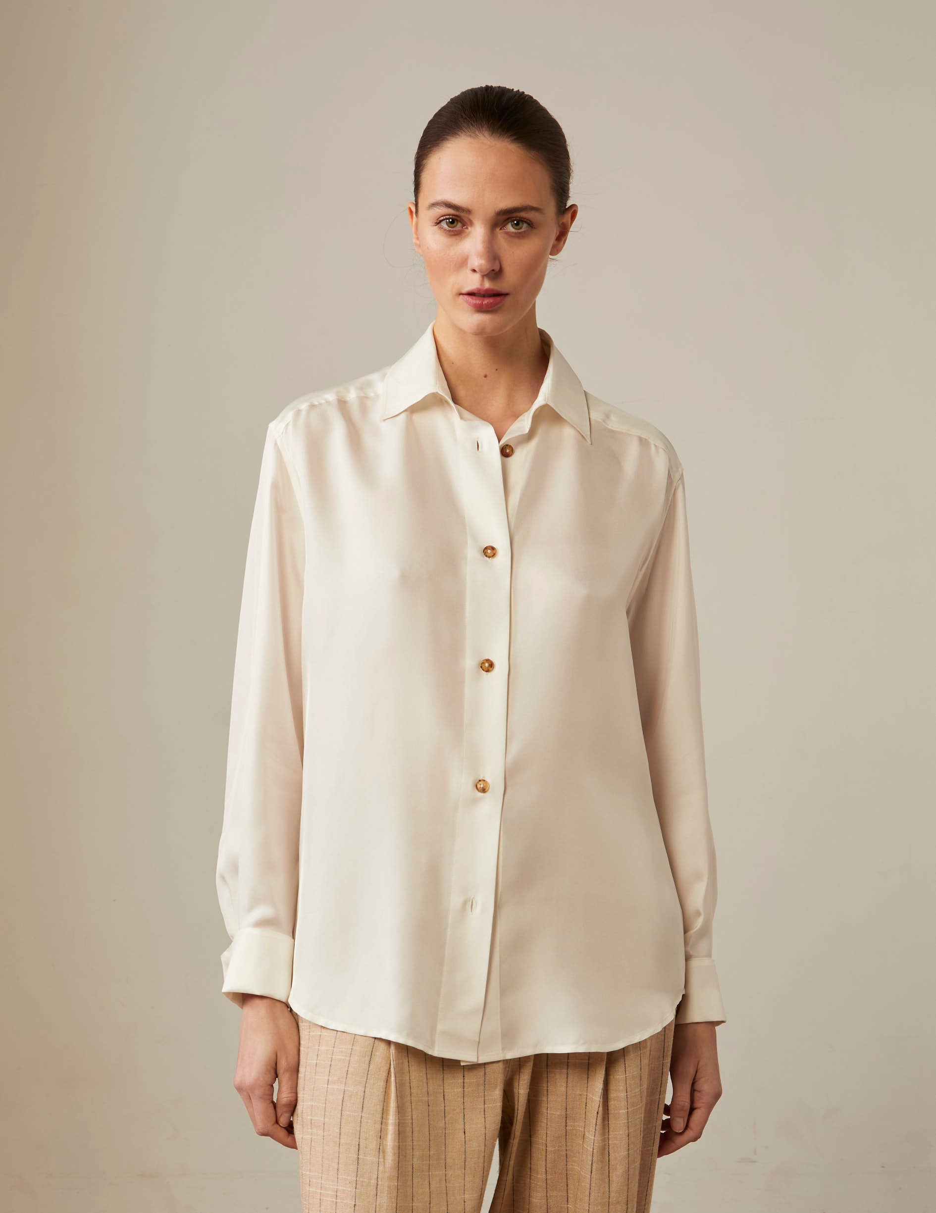 Ecru Hannah shirt - Silk - Shirt Collar - French Cuffs