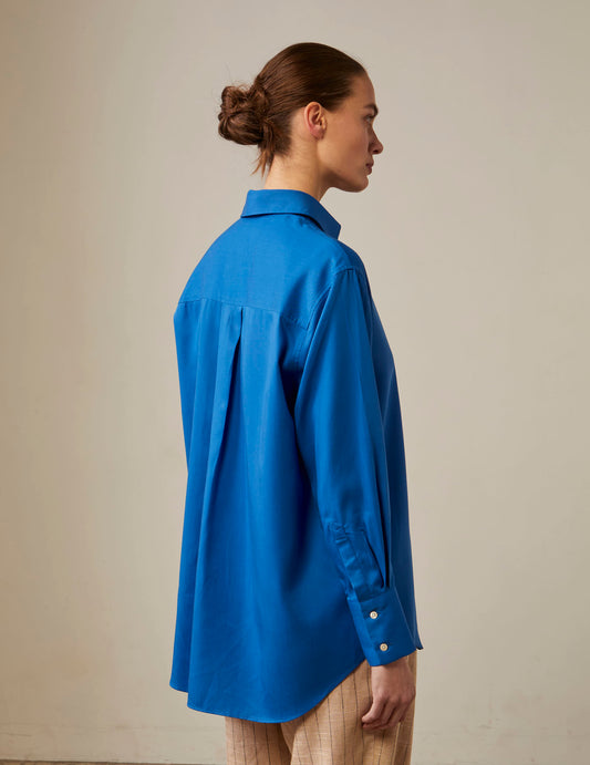 Oversized blue Mathilde shirt