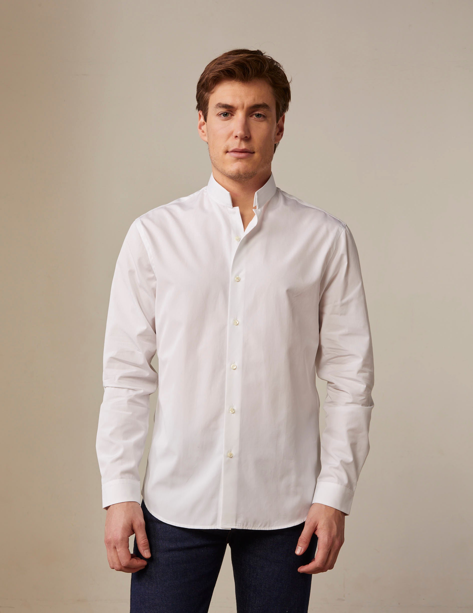 White semi-fitted shirt - Poplin - Reverse Collar