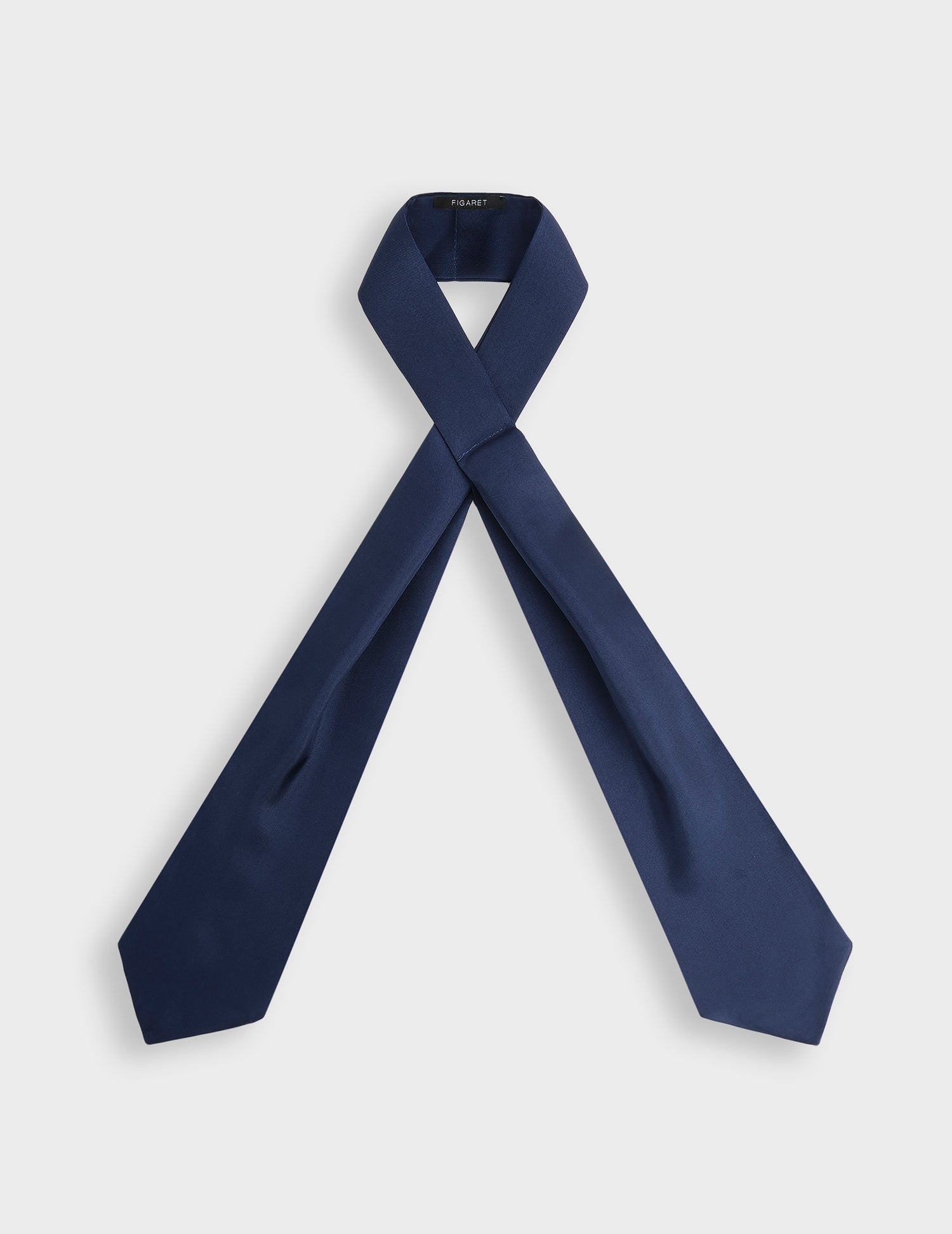 Ascot en twill de soie marine