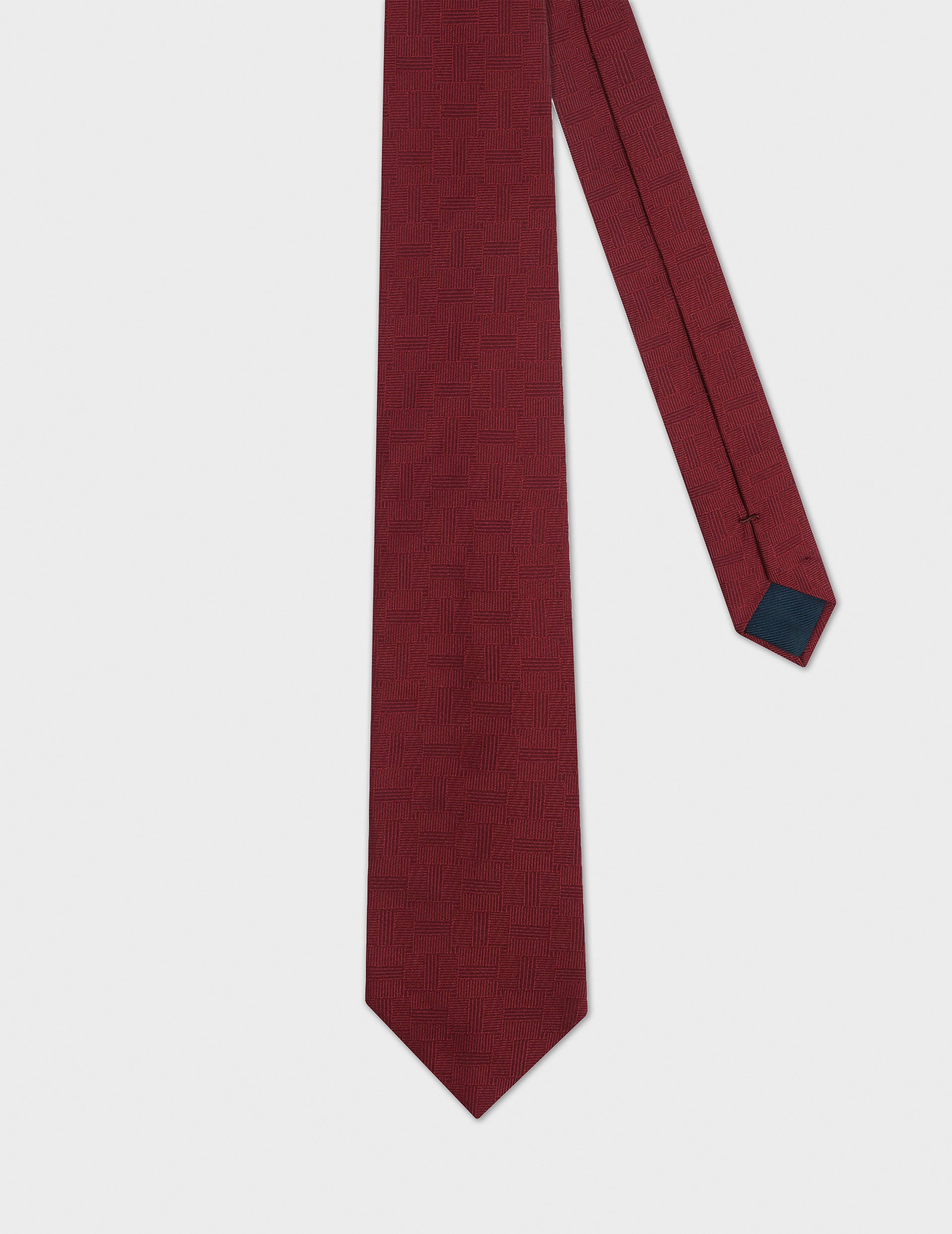 Bordeaux geometric patterned jacquard tie