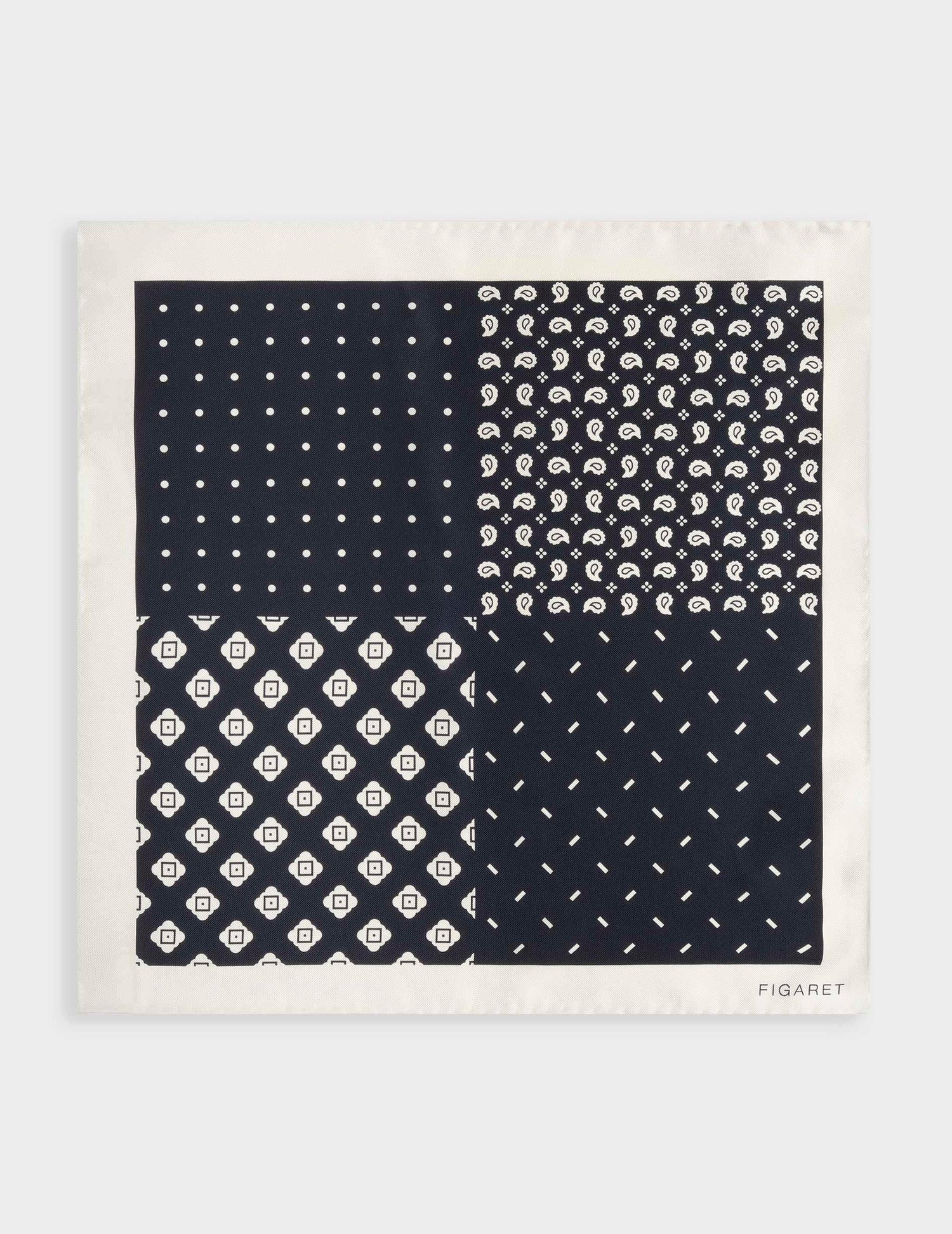 Pochette en twill de soie à motifs marine