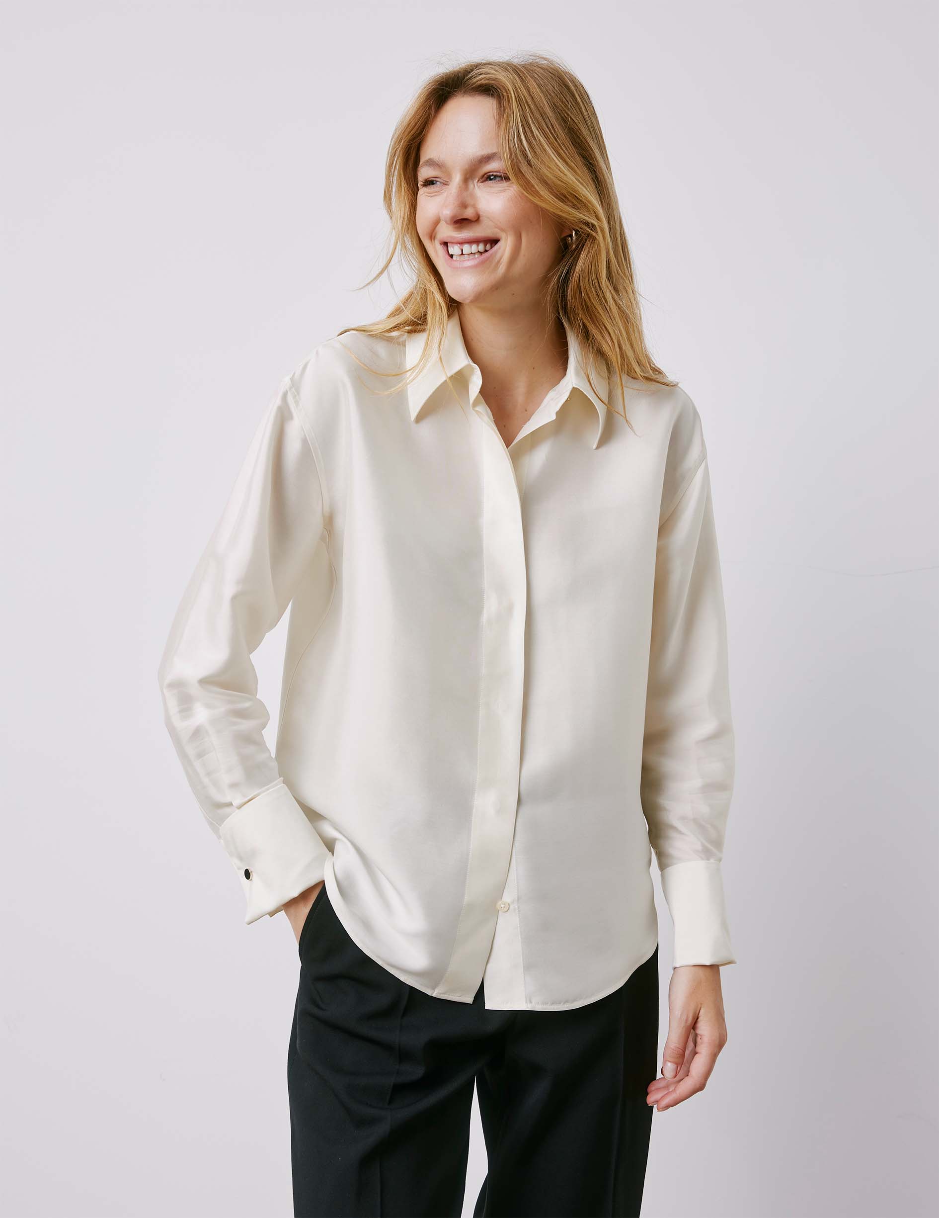 Irisa white hidden button placket shirt - Silk - Long Collar - French Cuffs