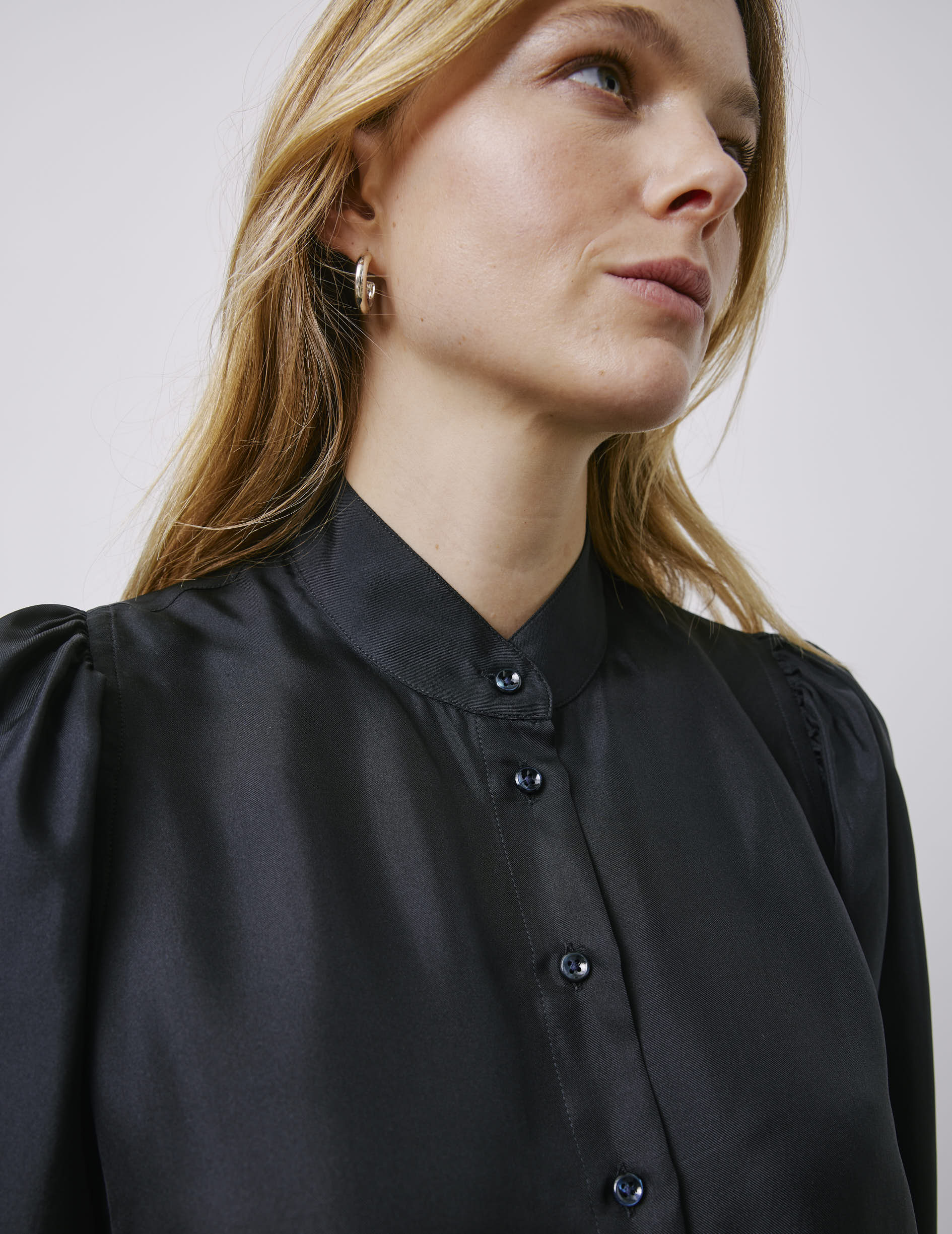 Chemise Lanaée noire - Soie - Col Officier