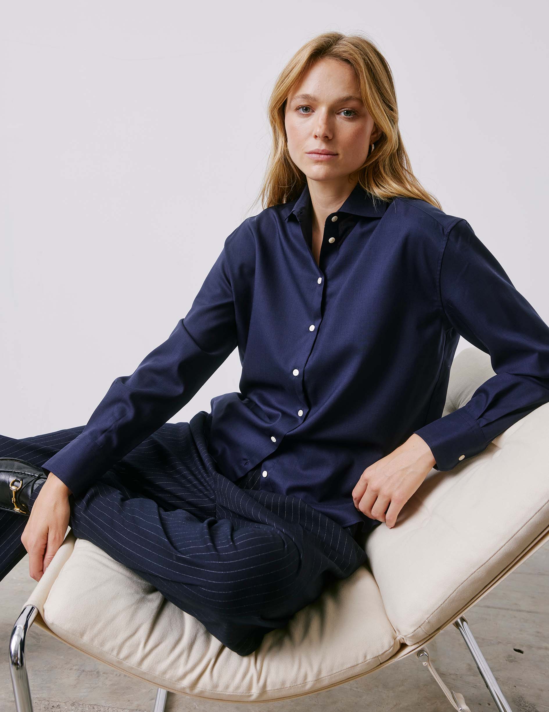 Melinda shirt in navy virgin wool