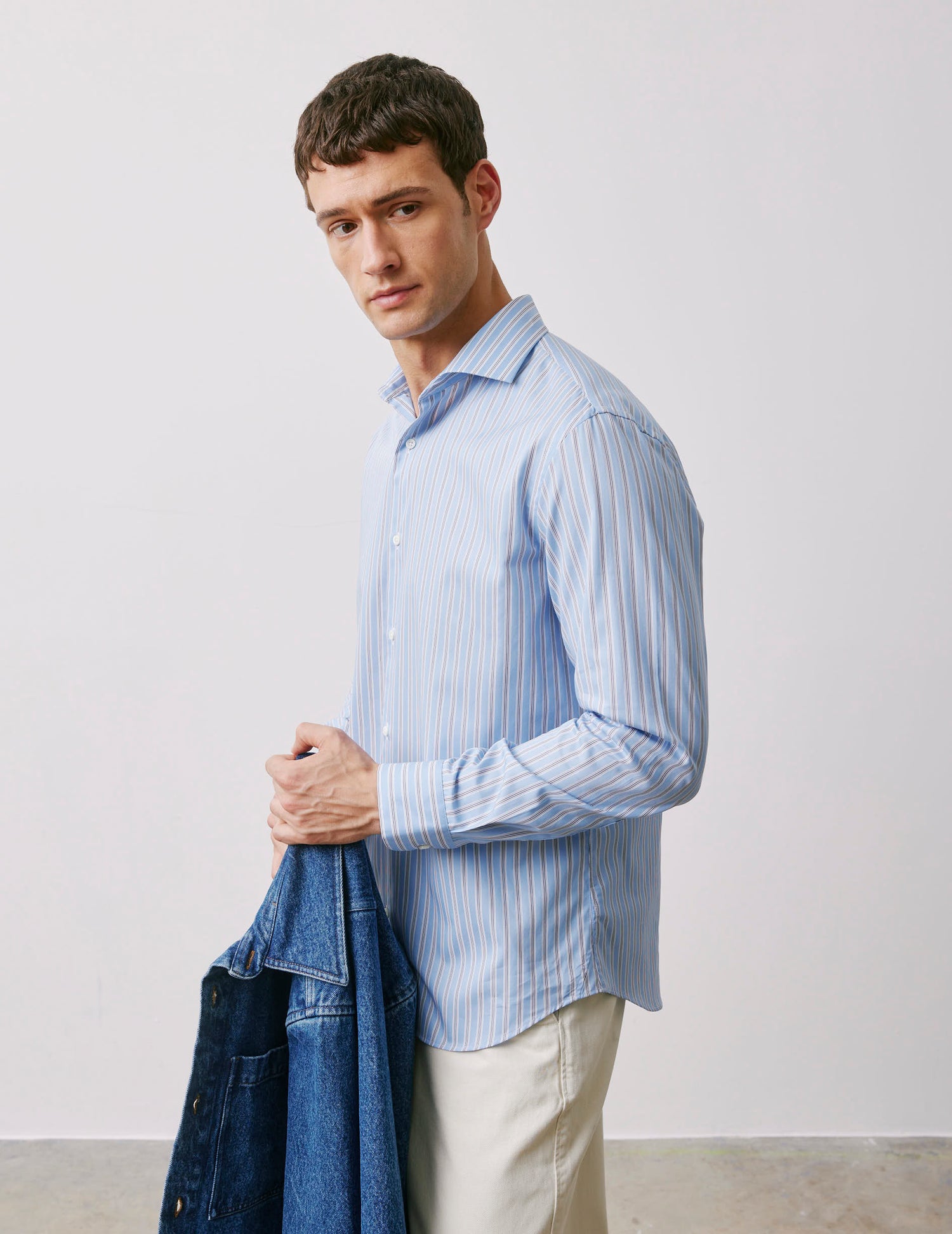 Chemise semi-ajustée rayée bleue - Twill - Col Italien#6