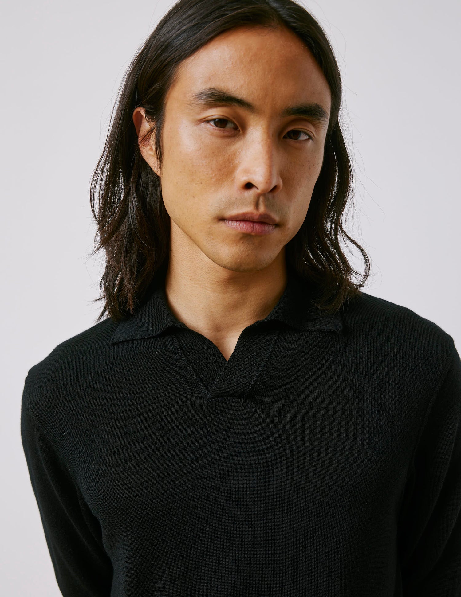 Pull Ilian en laine mérinos noire