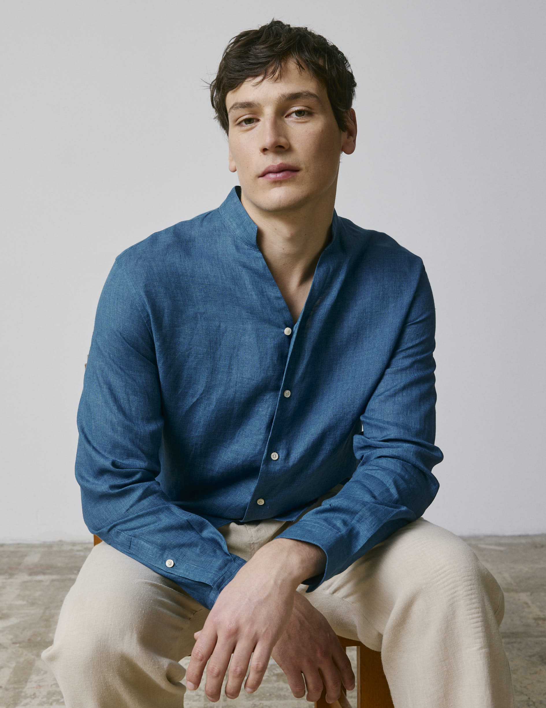 Chemise Carl en lin bleu - Lin - Col droit ouvert