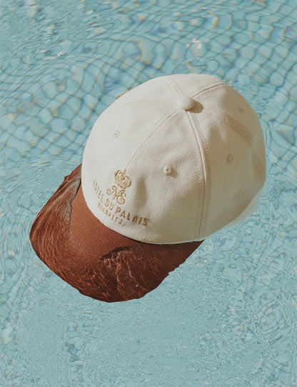 Casquette en canvas de coton écru et brique
