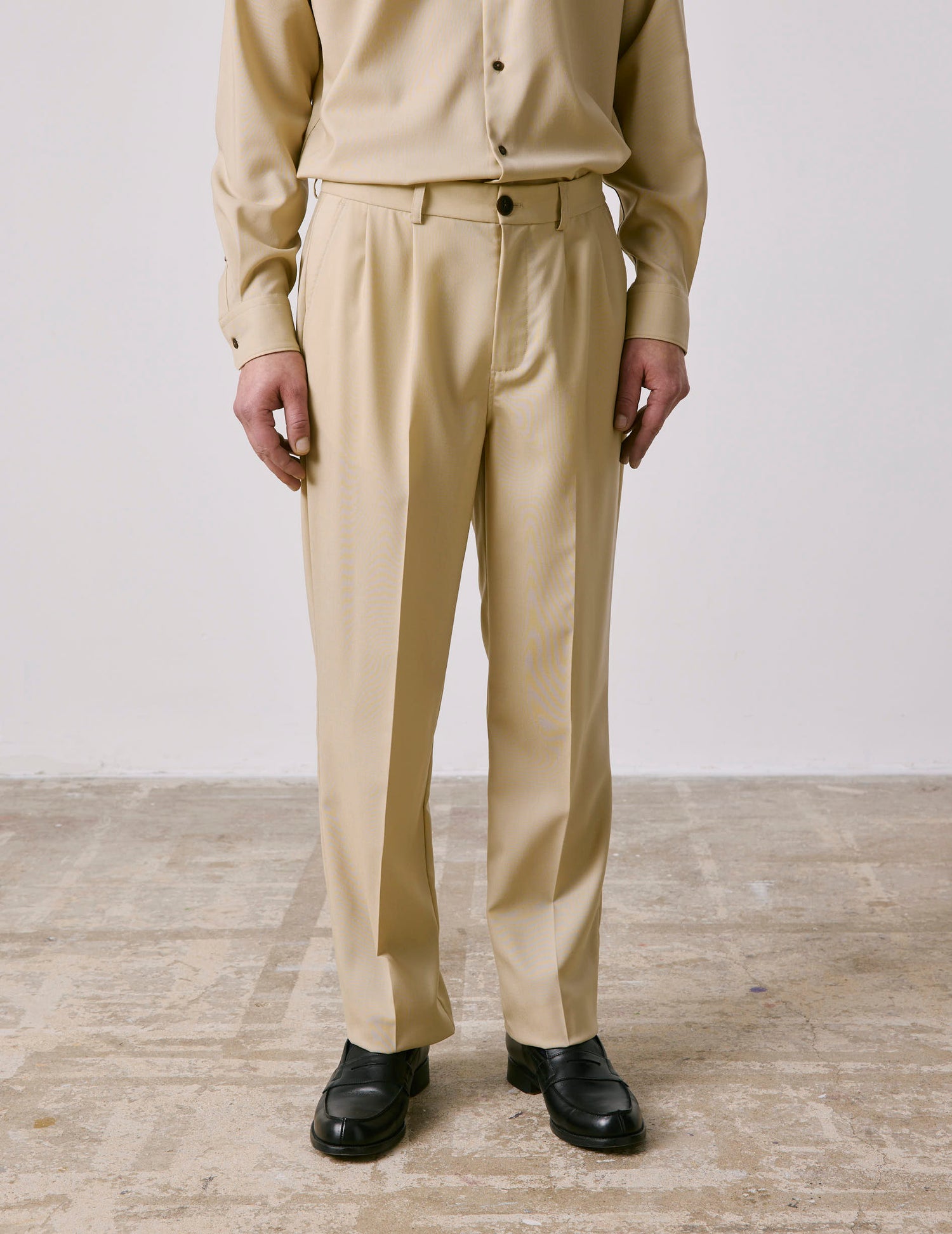 Driss suit pants in beige virgin wool