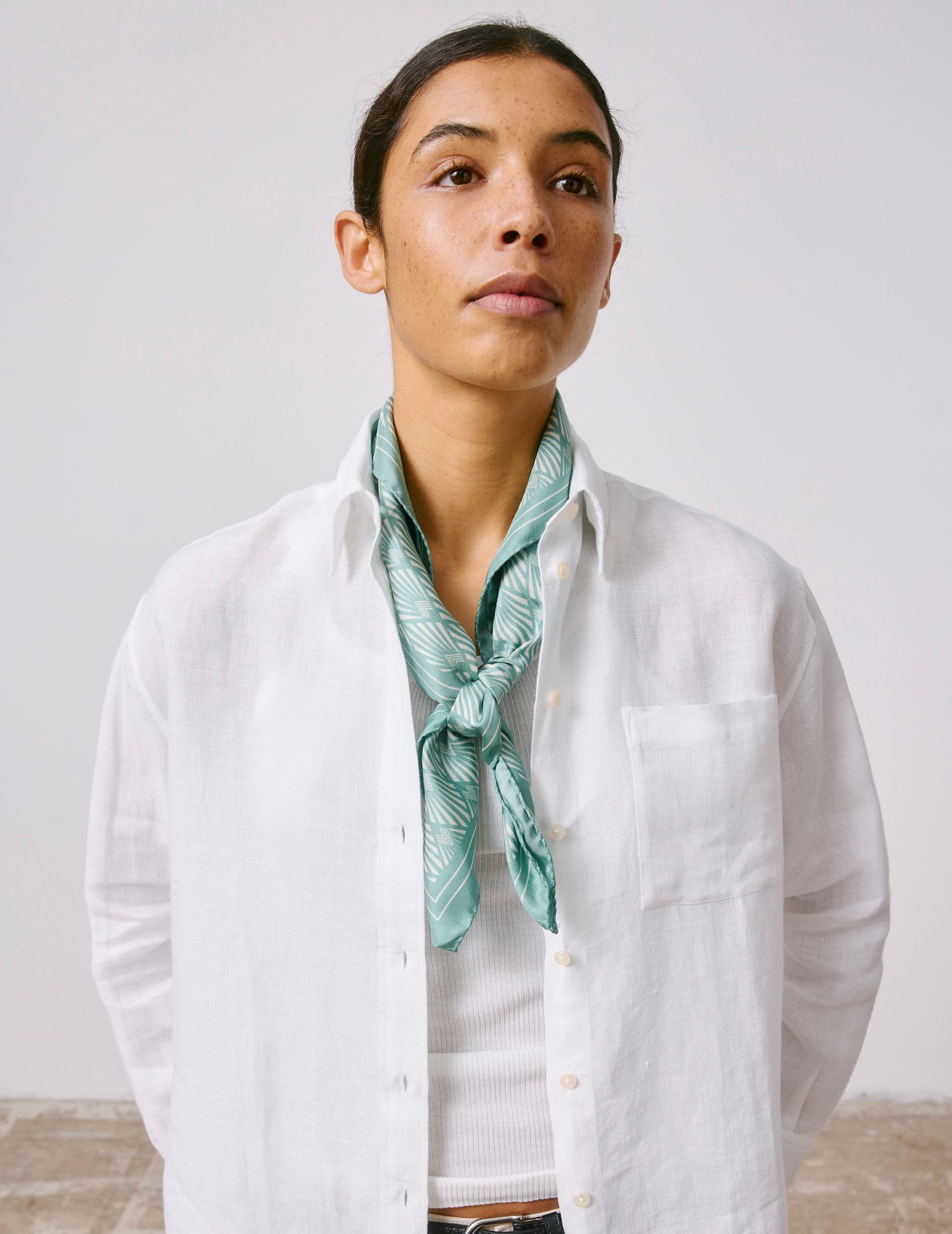 Foulard en twill de soie imprimée turquoise