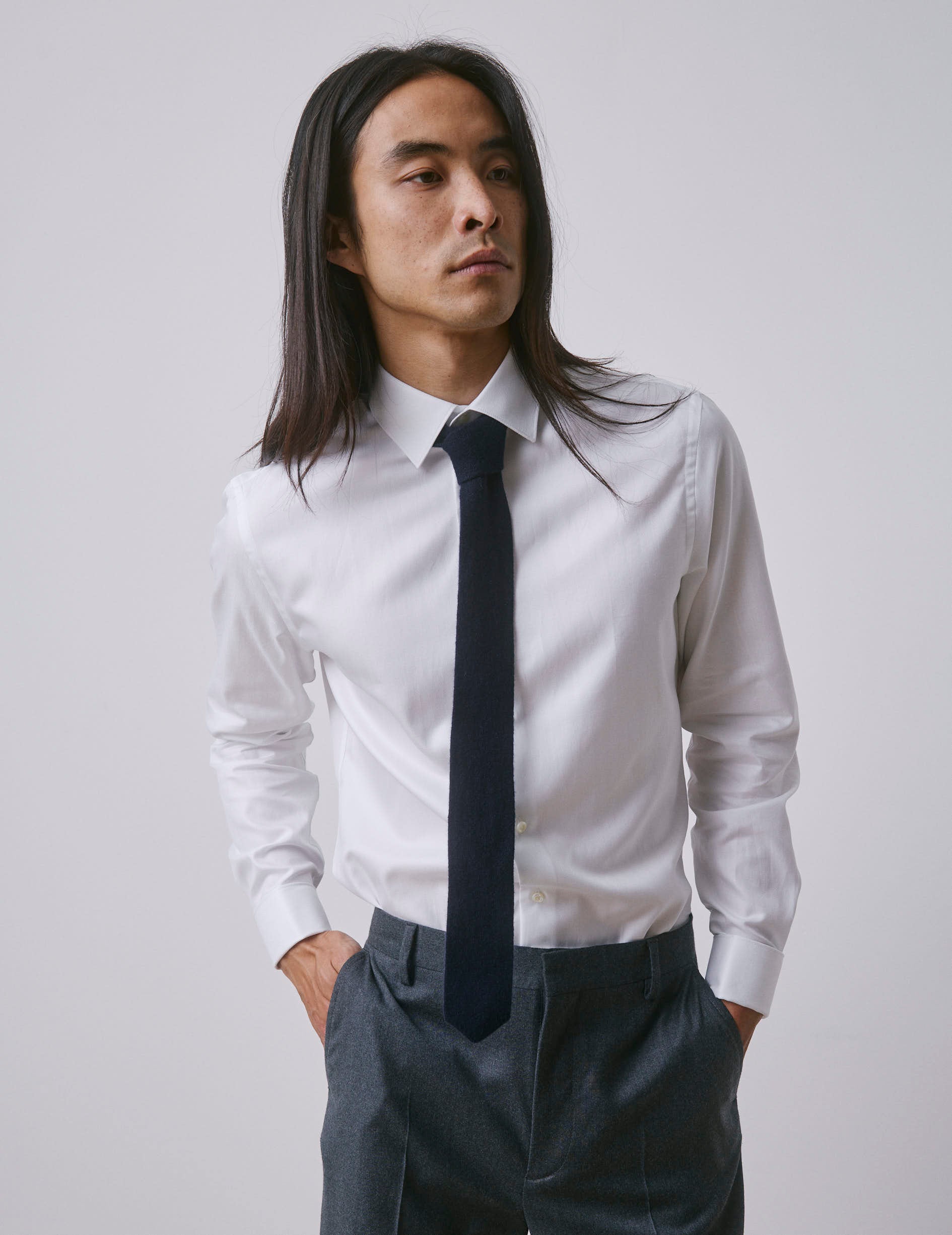 Semi-fitted white shirt - Herringbone - Figaret Collar - Musketeers Cuffs