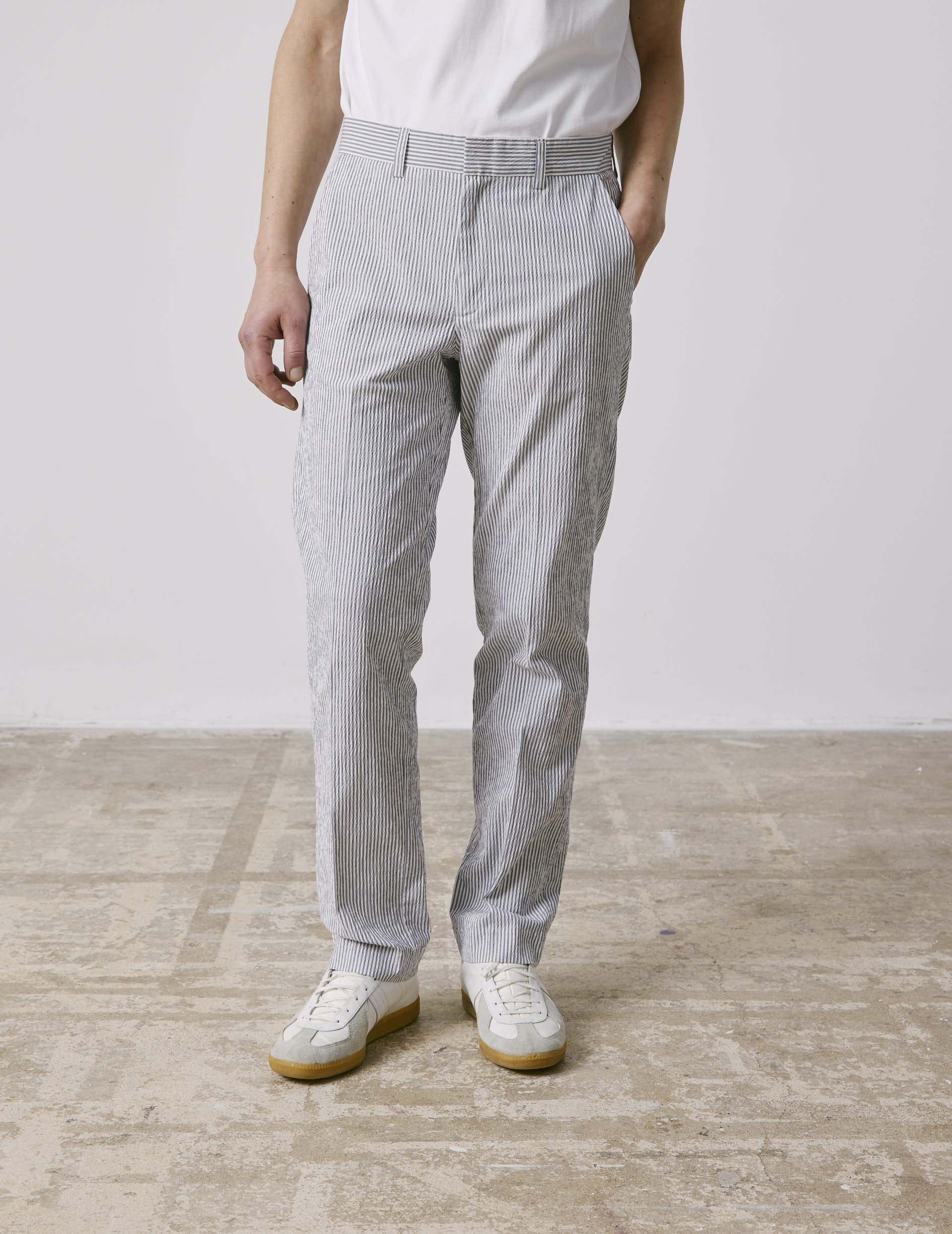 Chino Geofrey en seersucker rayé bleu