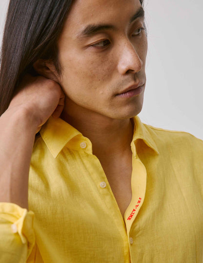Unisex linen yellow "Je t'aime" shirt