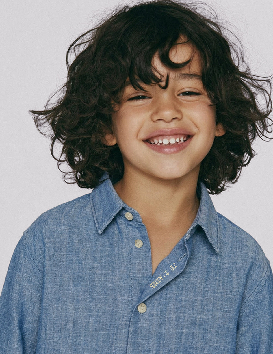 Kid’s blue "Je t'aime" shirt - Chambray - Figaret Collar