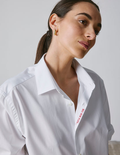 Unisex White Moi non plus shirt