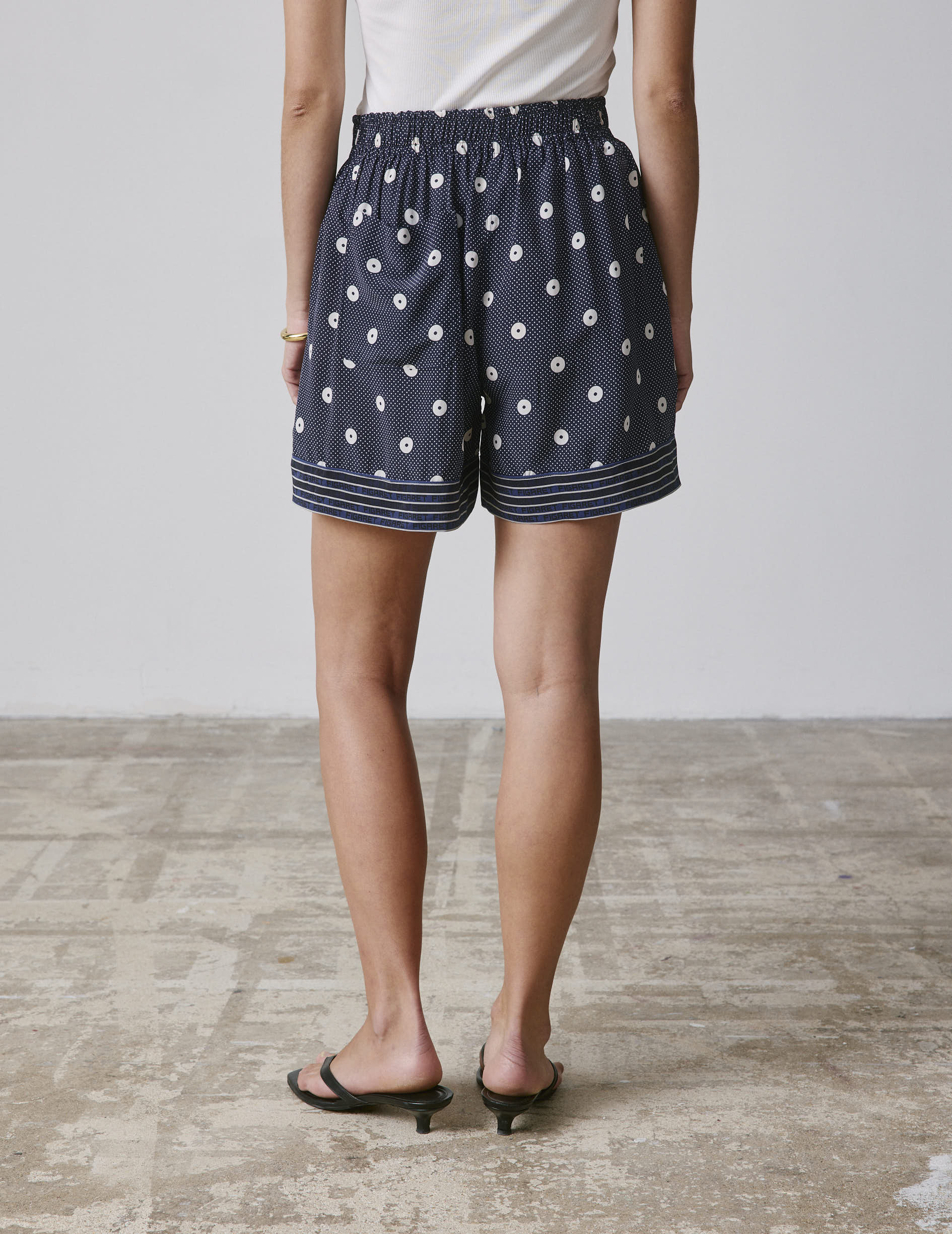 Navy crepe Nina shorts
