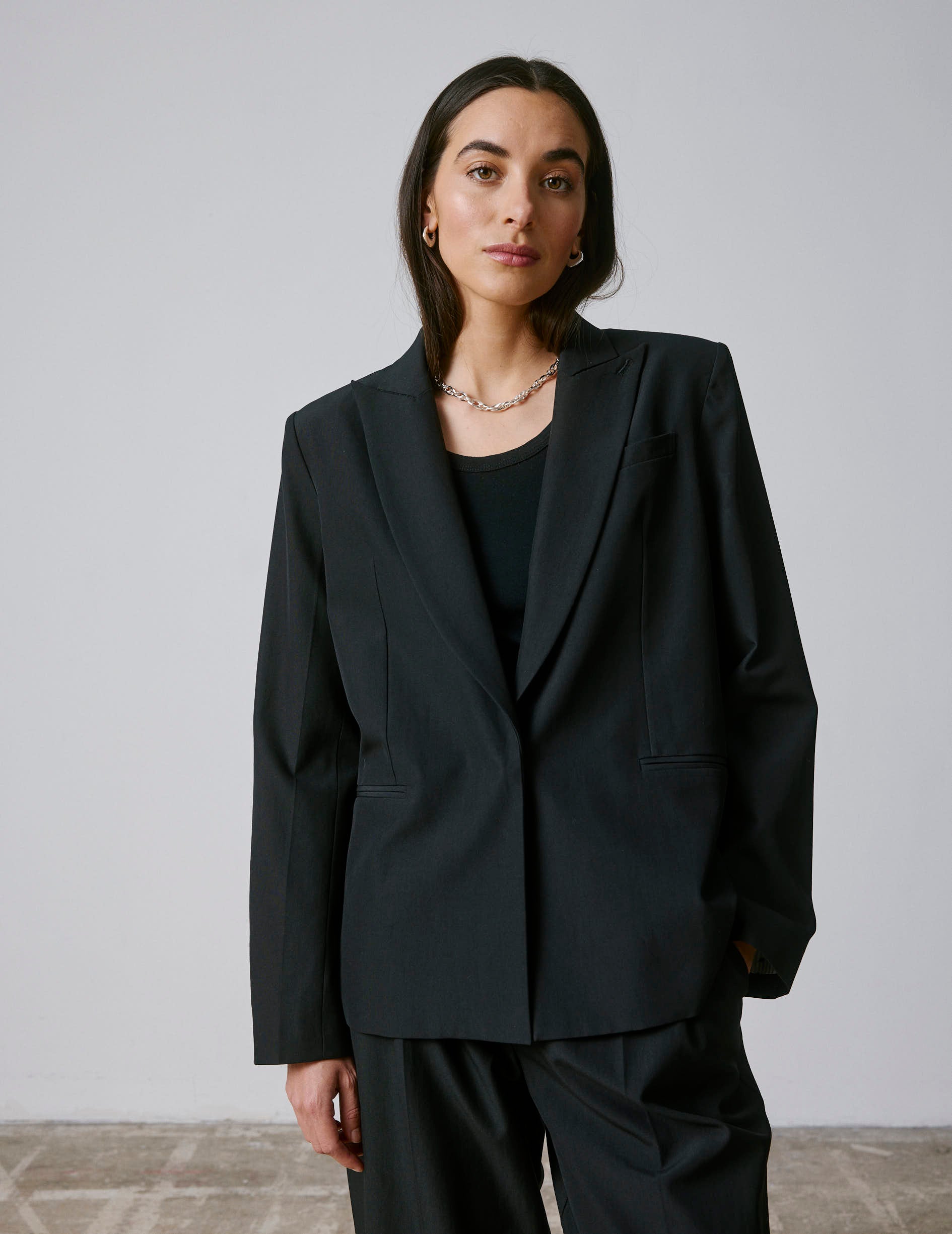 Black virgin wool Nora suit jacket