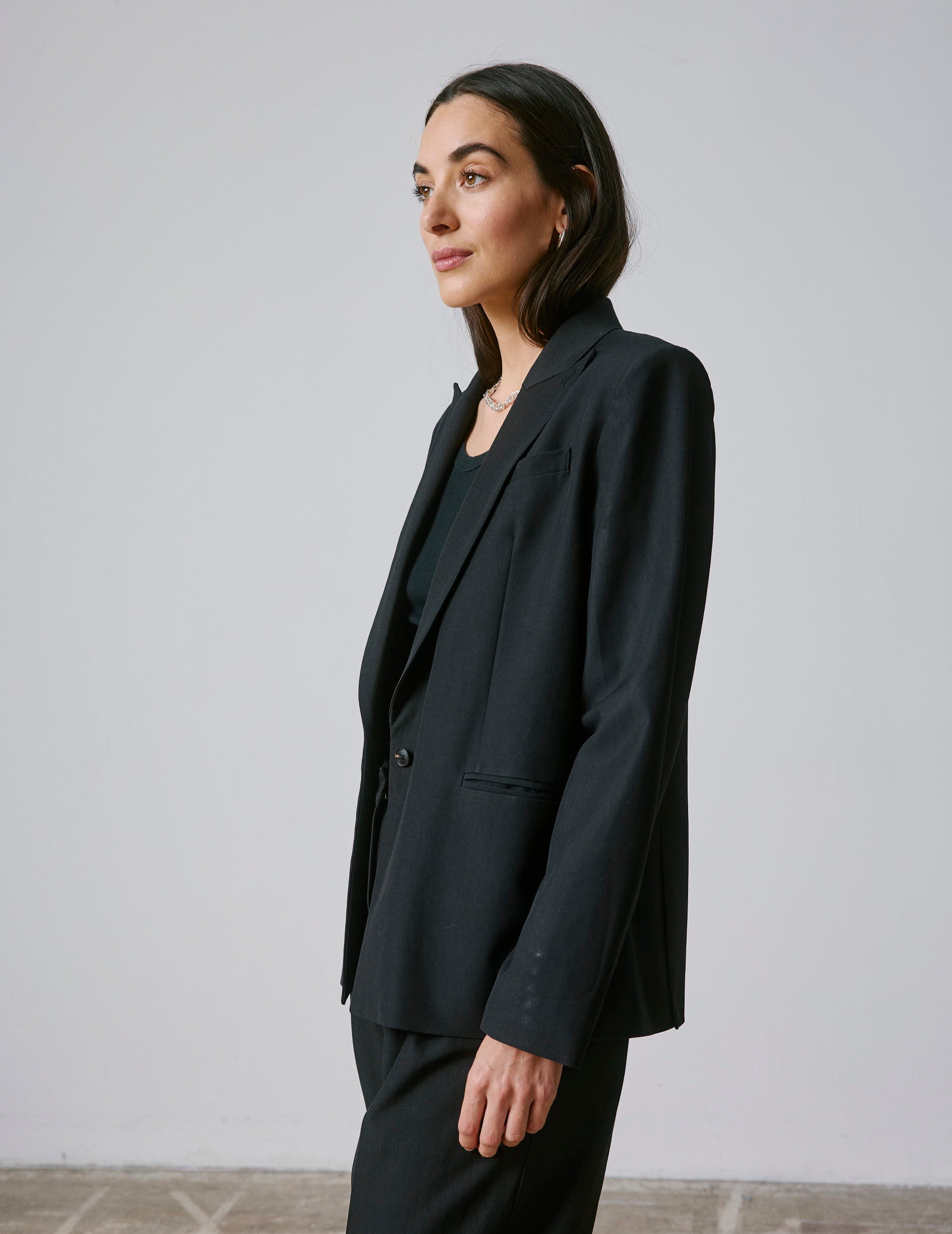 Black virgin wool Nora suit jacket